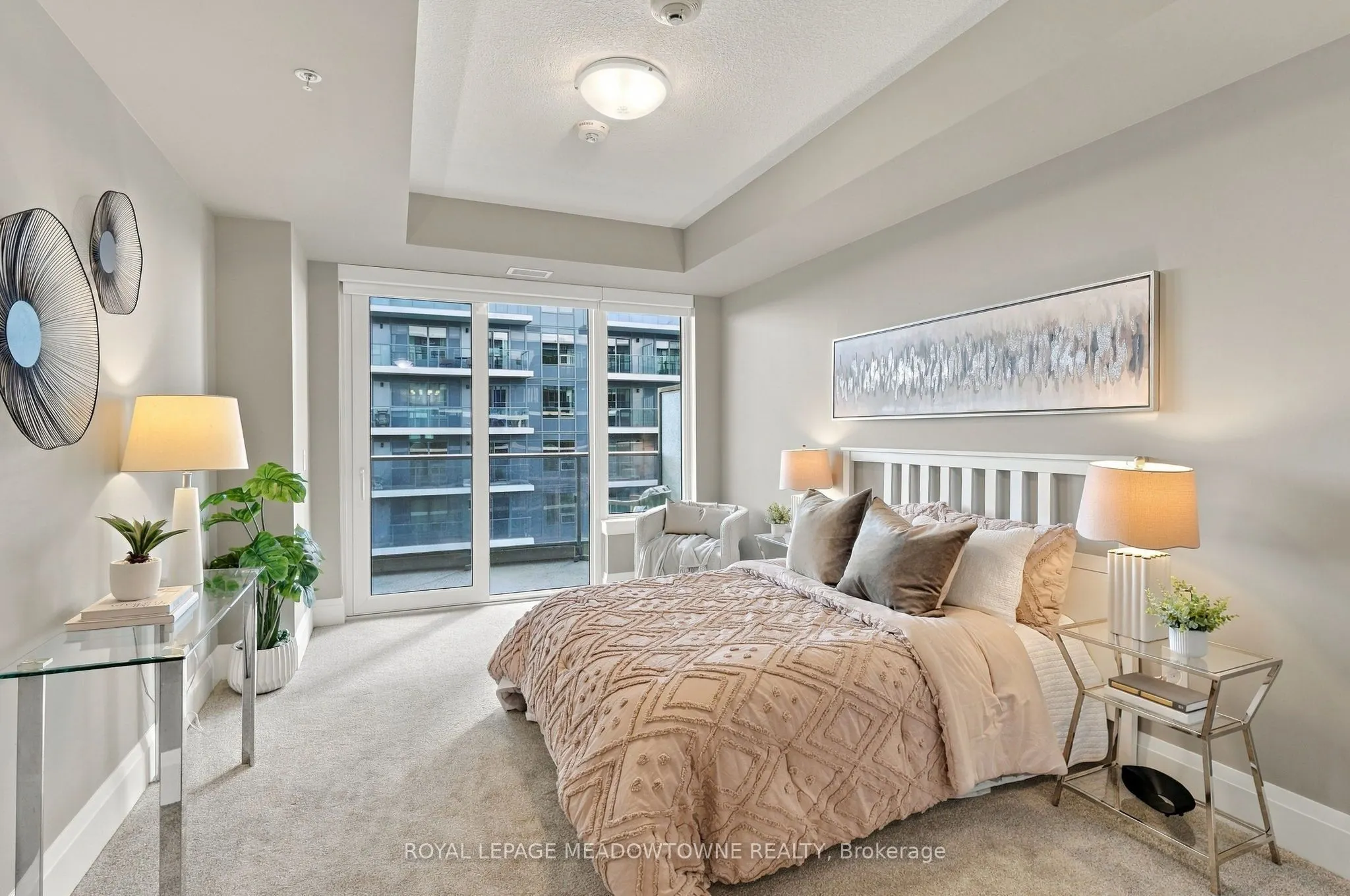73 Arthur Street S #802