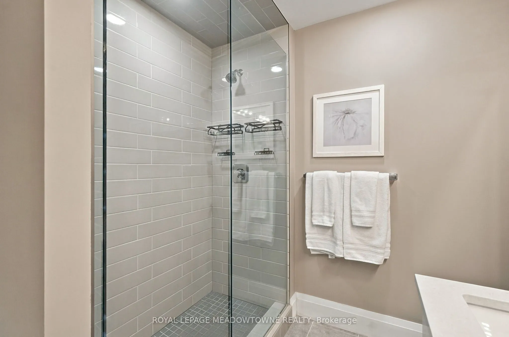 73 Arthur Street S #802