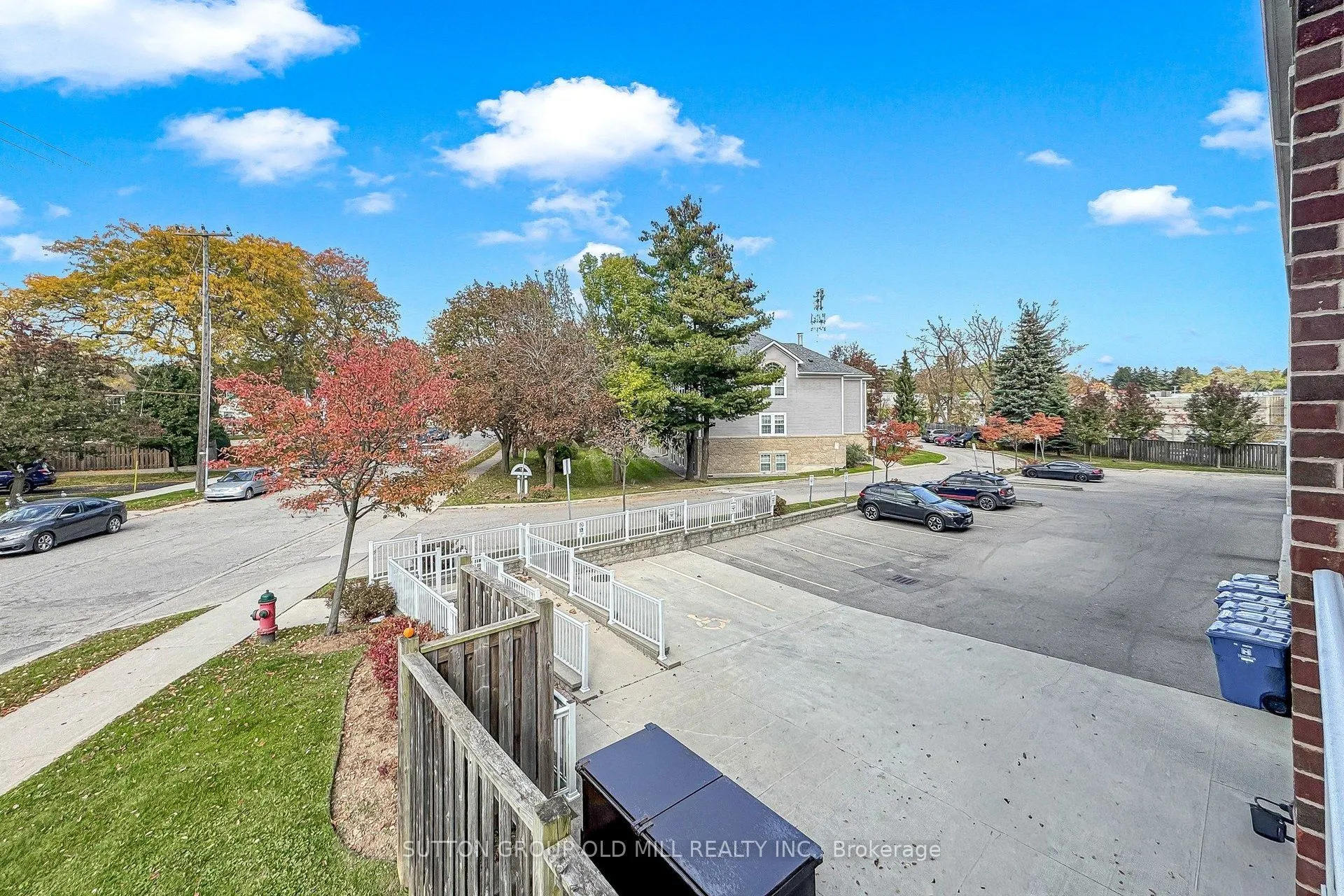 95 Wilson St Street W #102