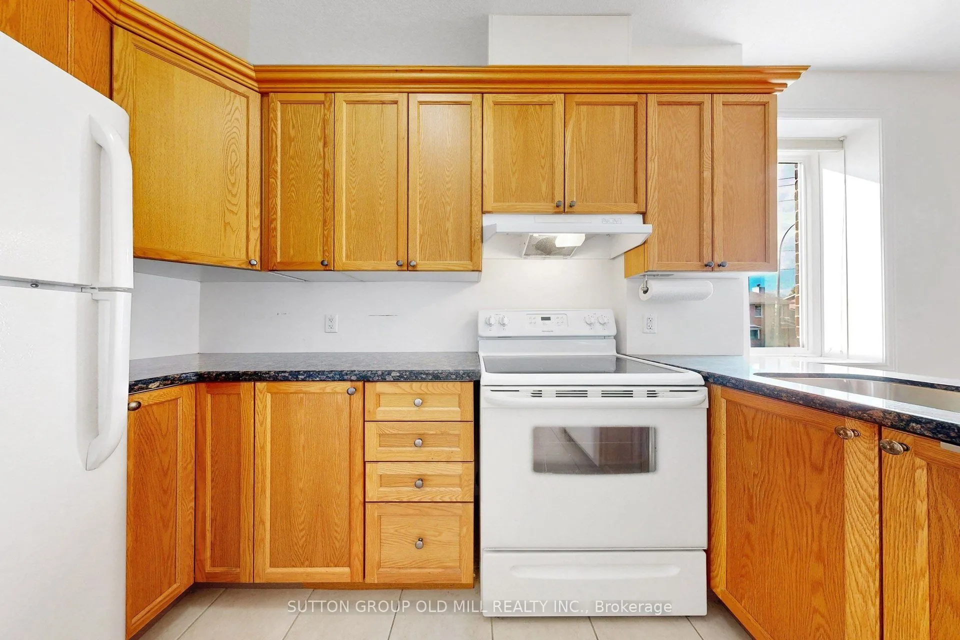 95 Wilson St Street W #102