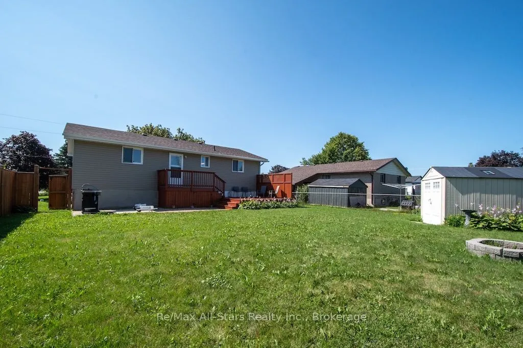 4 Daniel Court