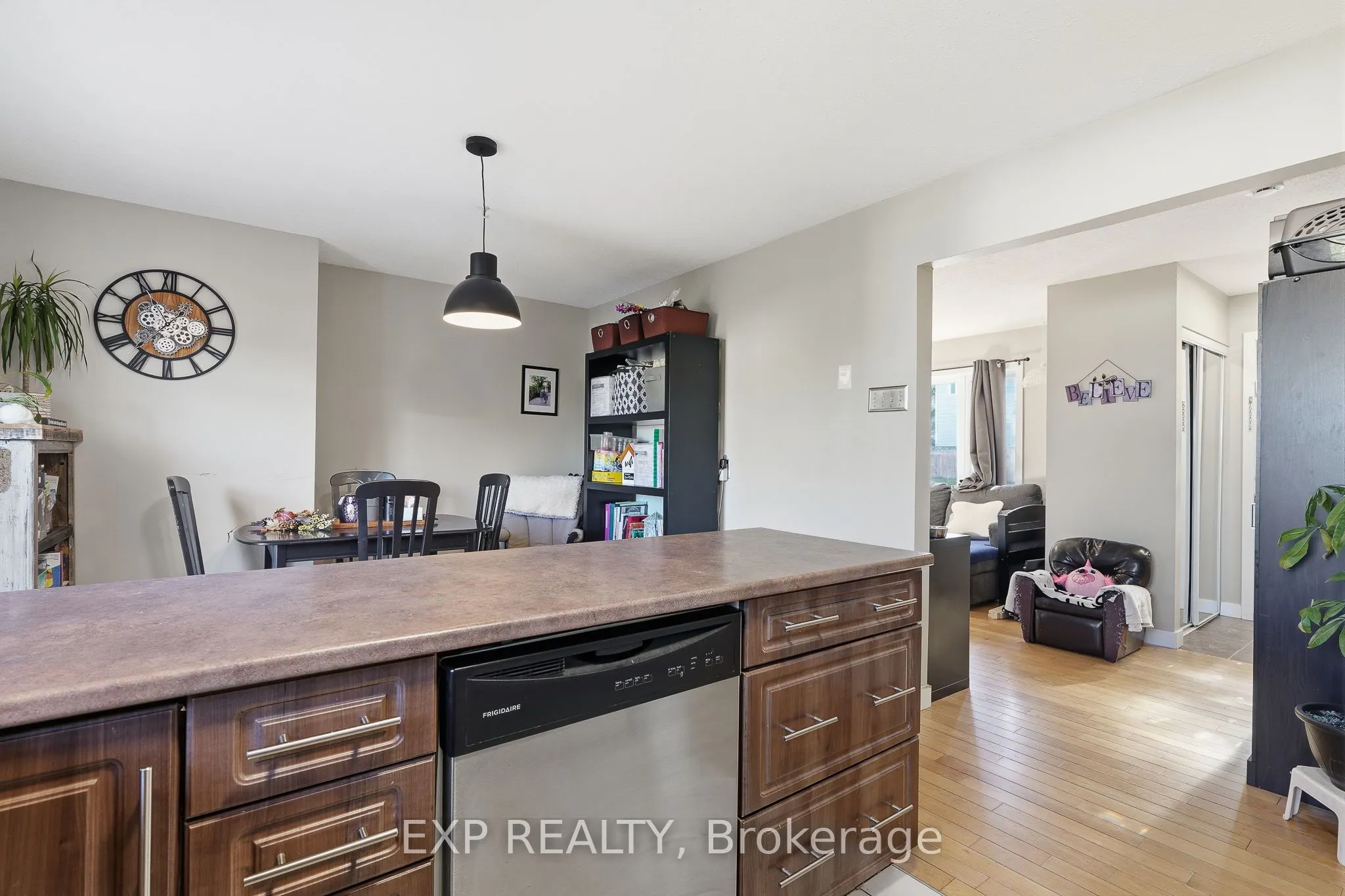 369 Dalrymple Drive