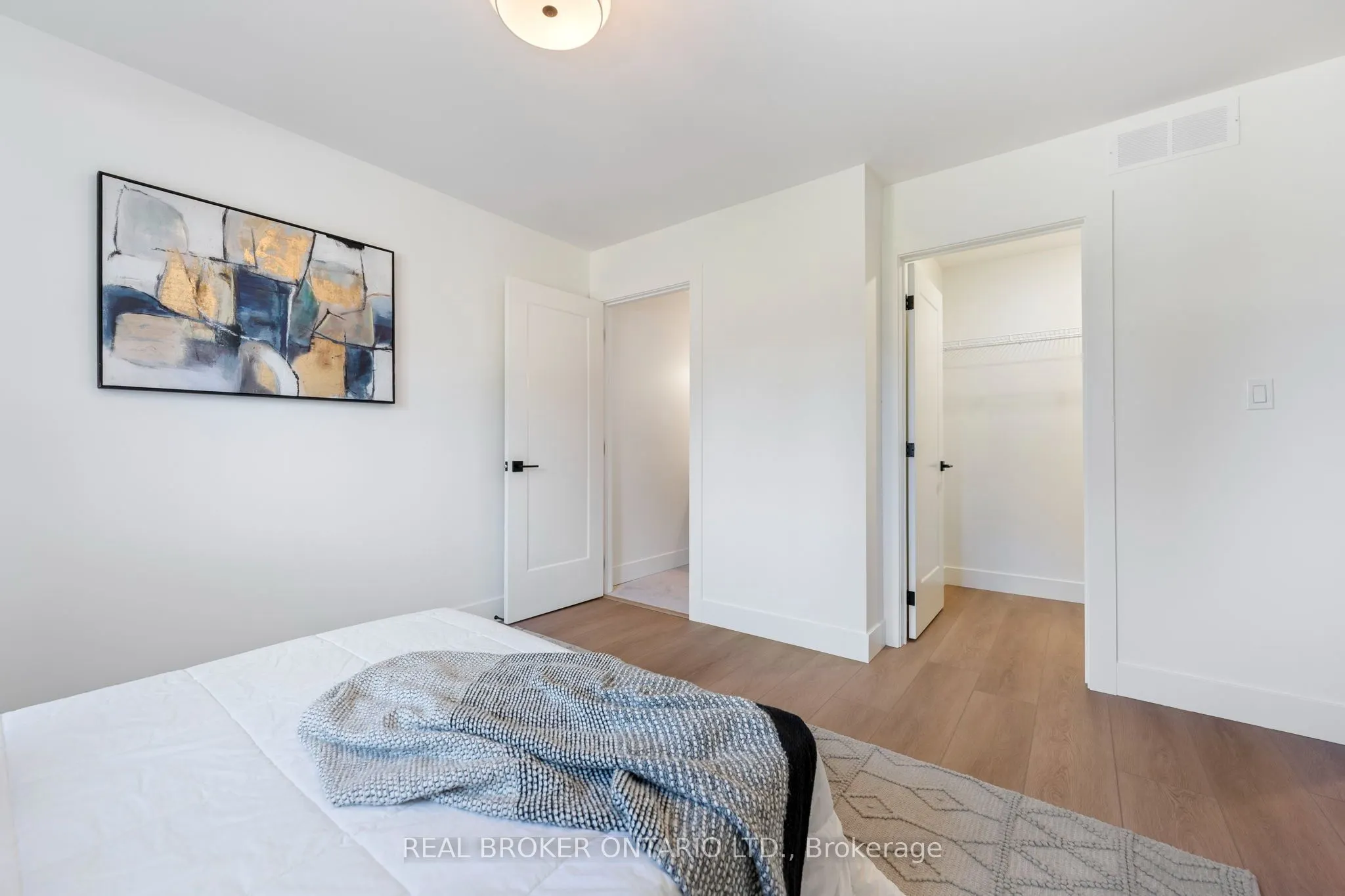 157 DAVIS Street #1