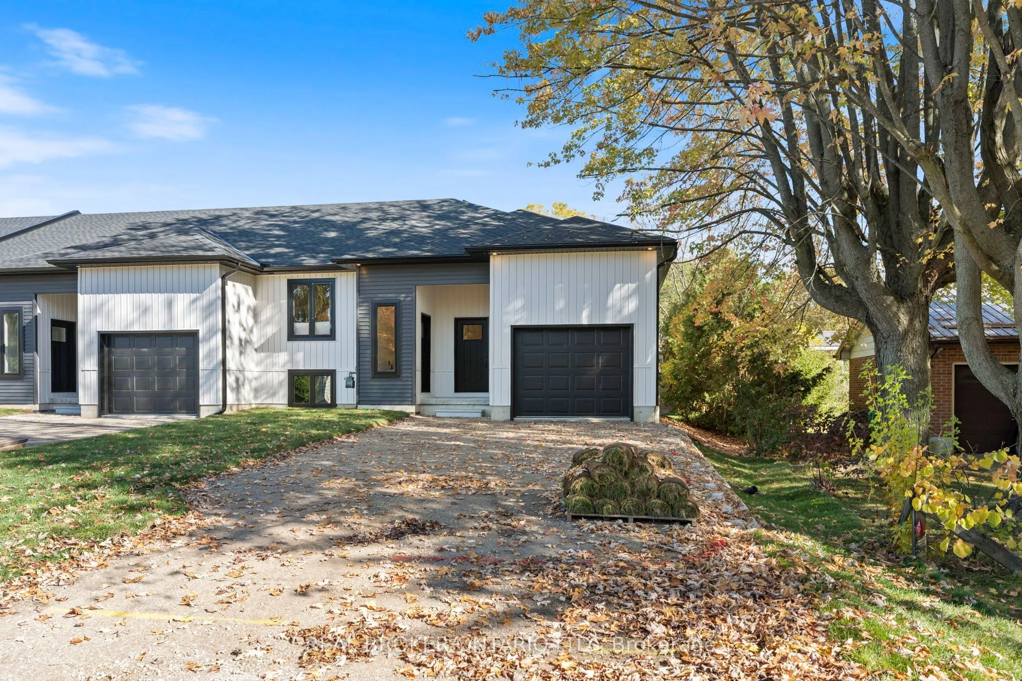 157 DAVIS Street #1