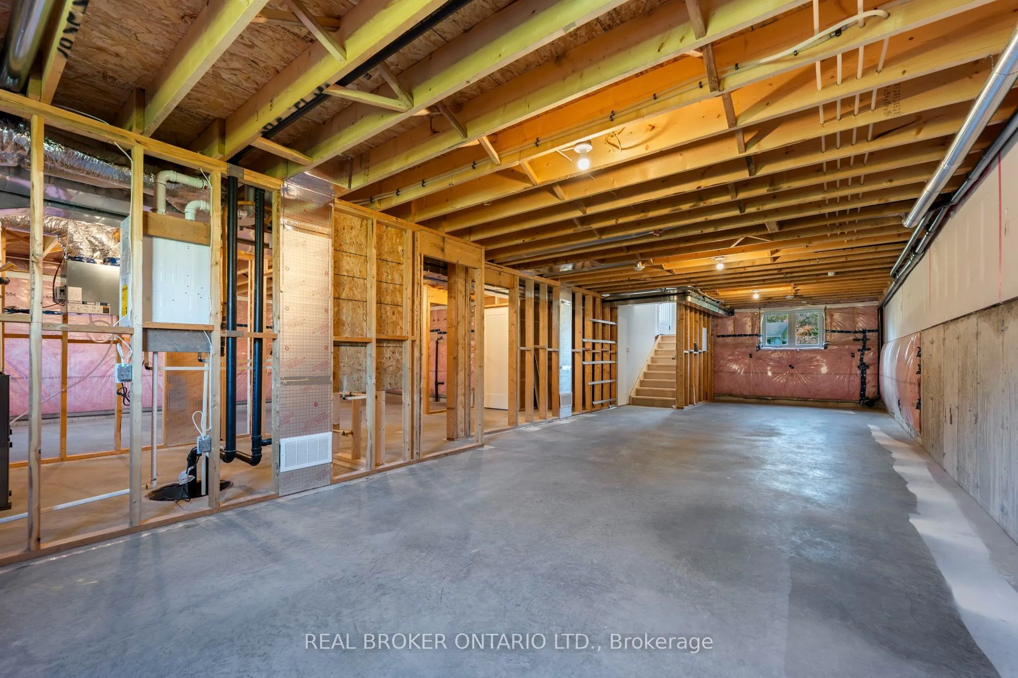 157 DAVIS Street #1