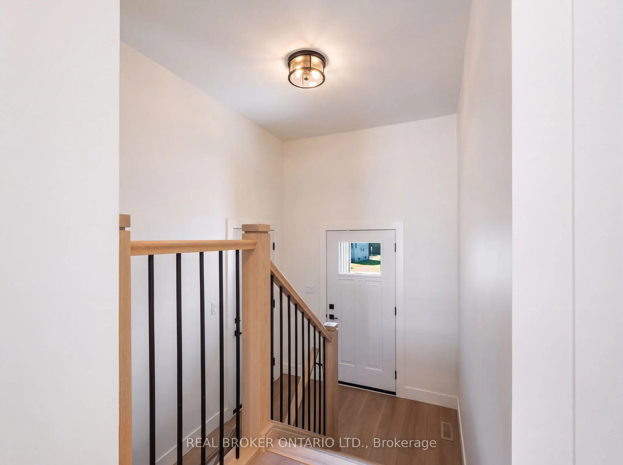 155 DAVIS Street #2