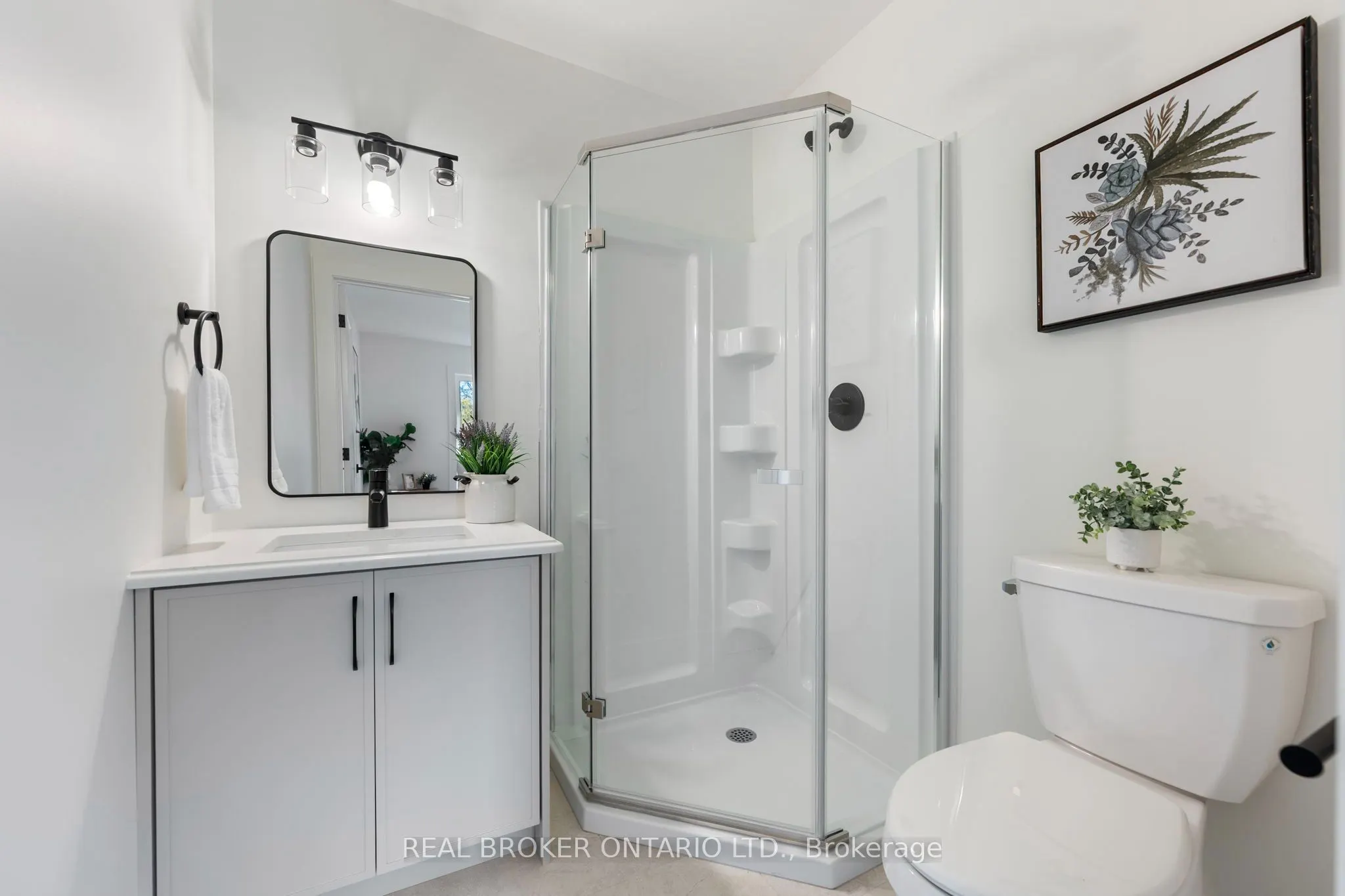 151 DAVIS Street #4