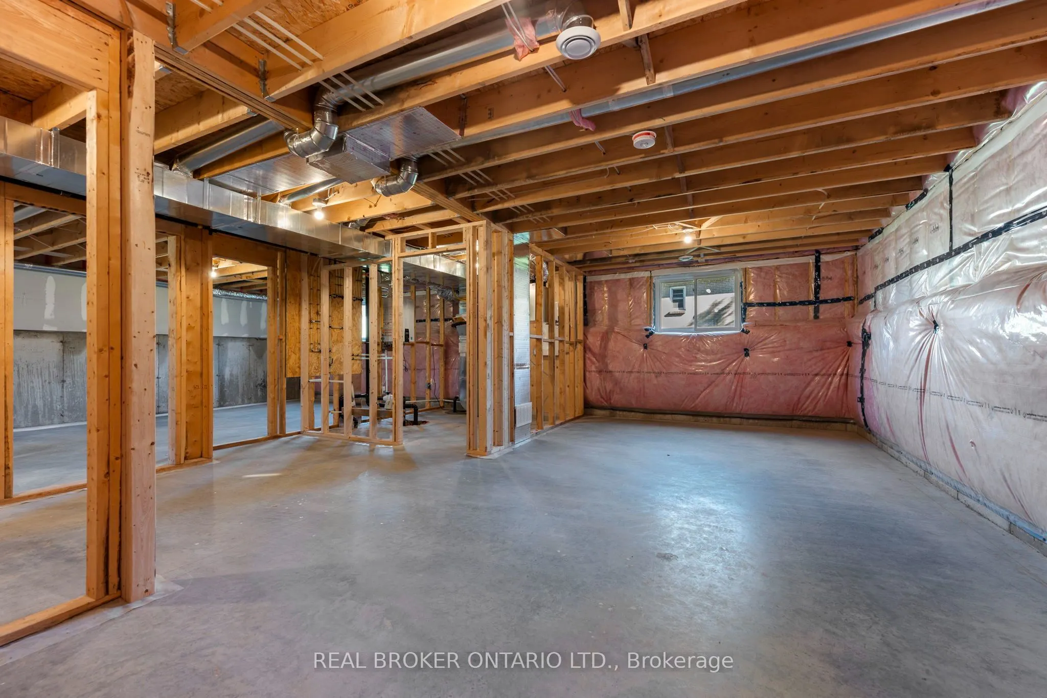151 DAVIS Street #4