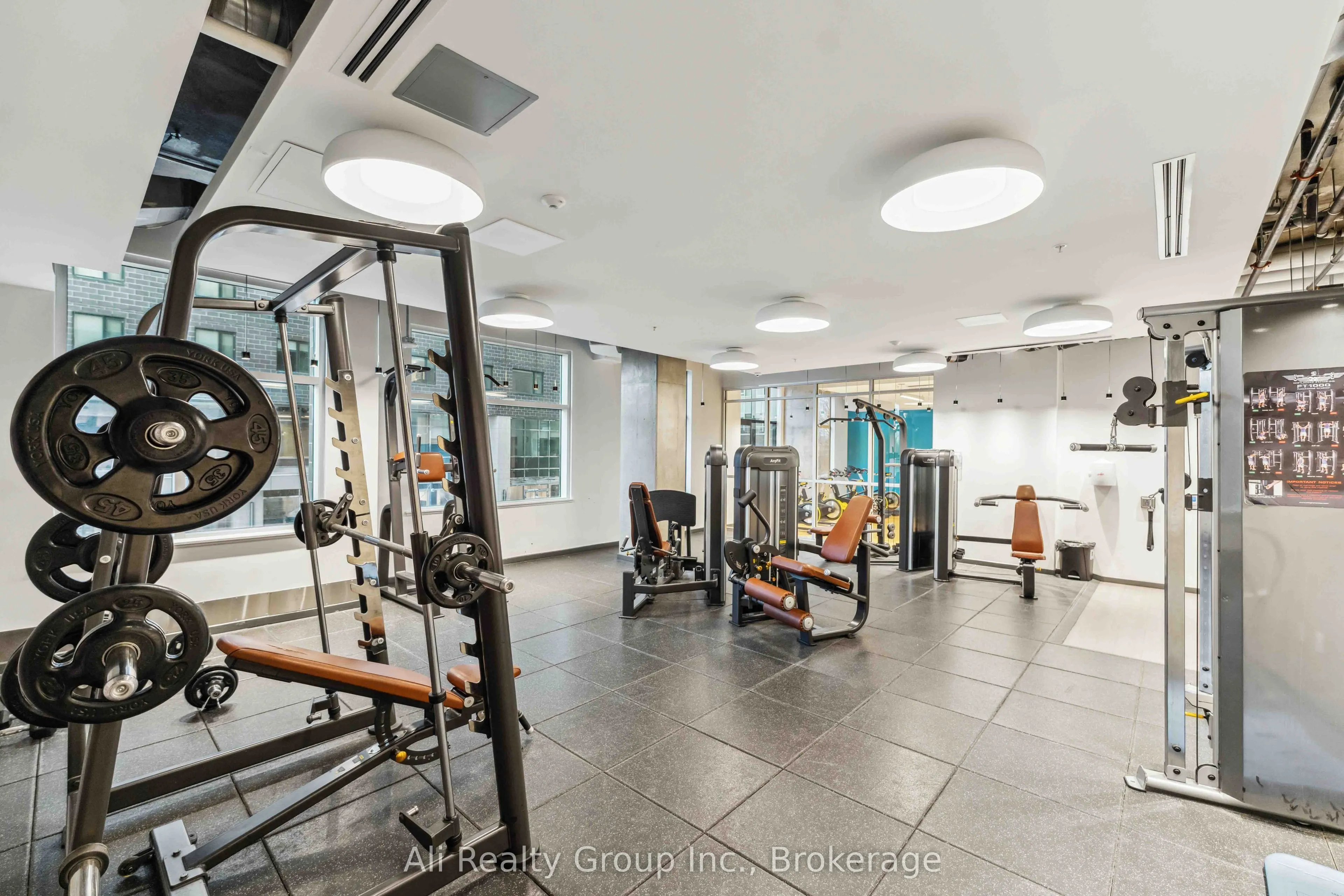 105 Champagne Avenue S #1601
