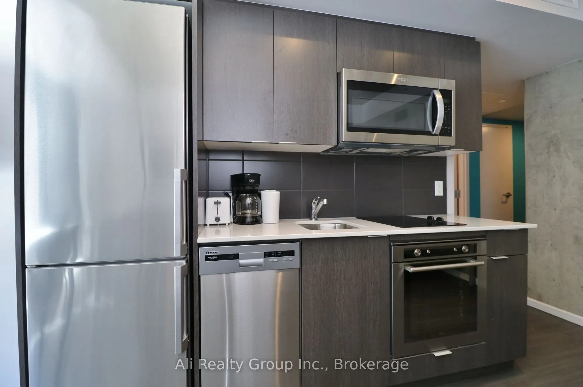 105 Champagne Avenue S #1601