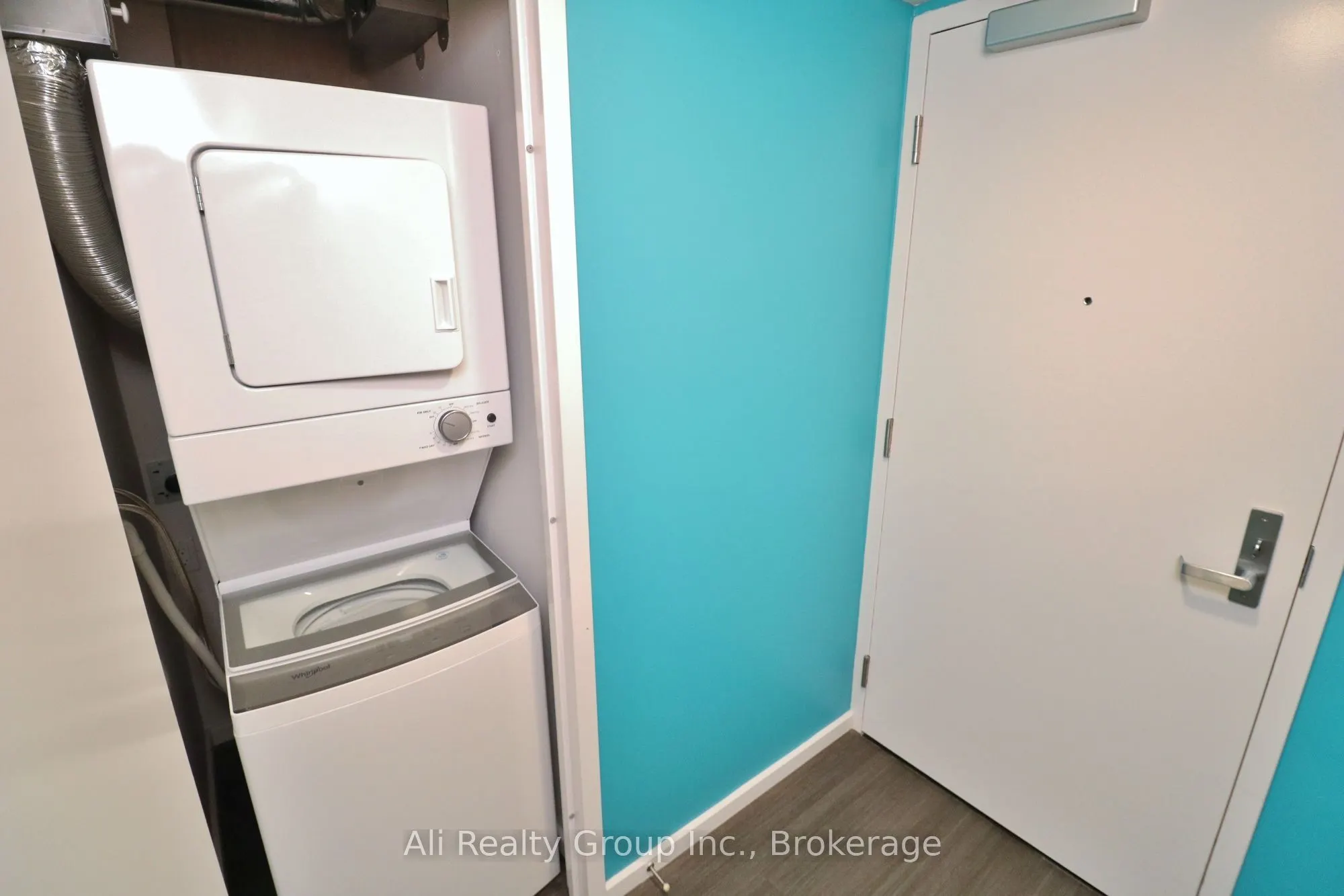 105 Champagne Avenue S #1601