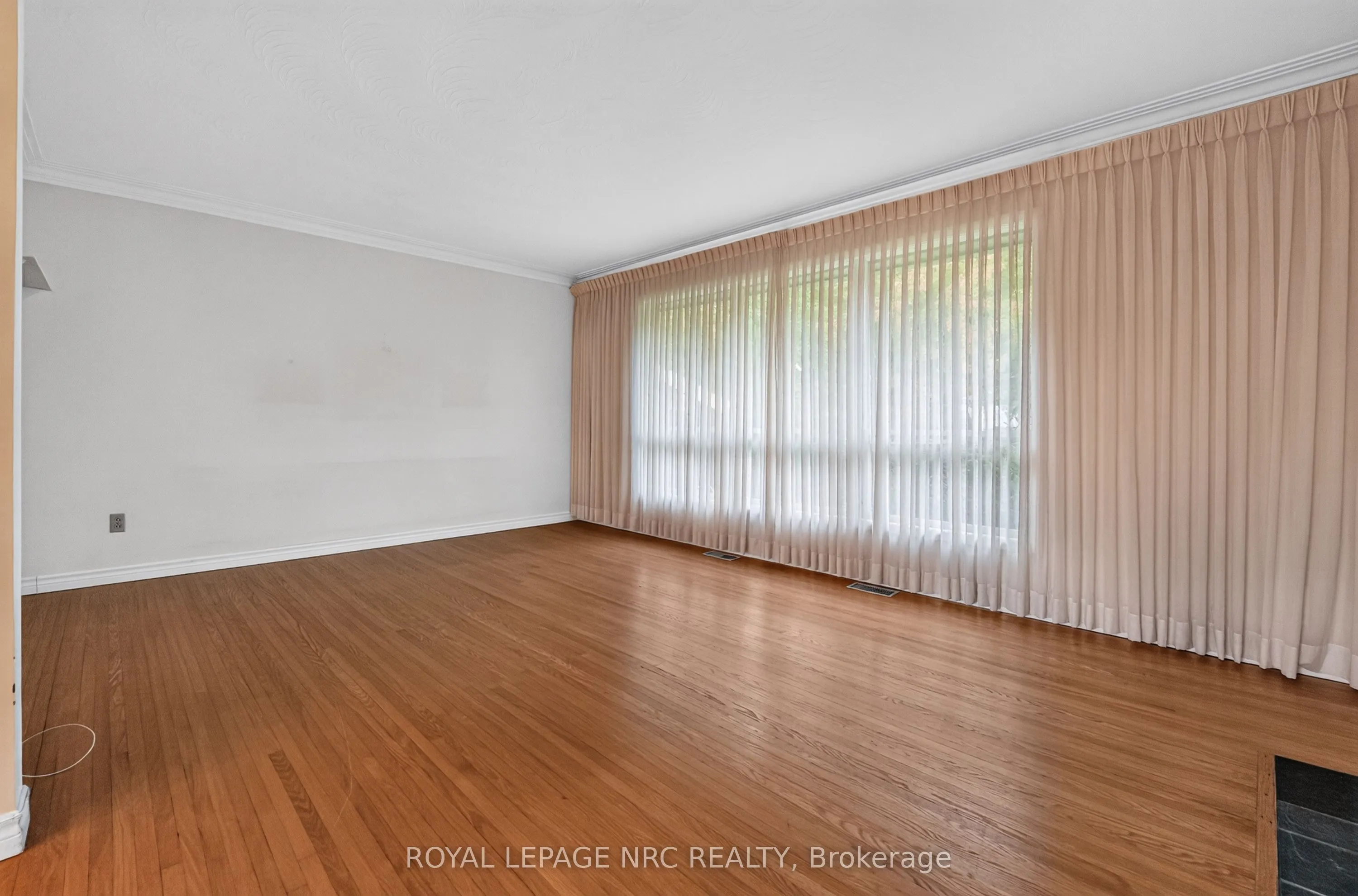 126 Woodside Drive