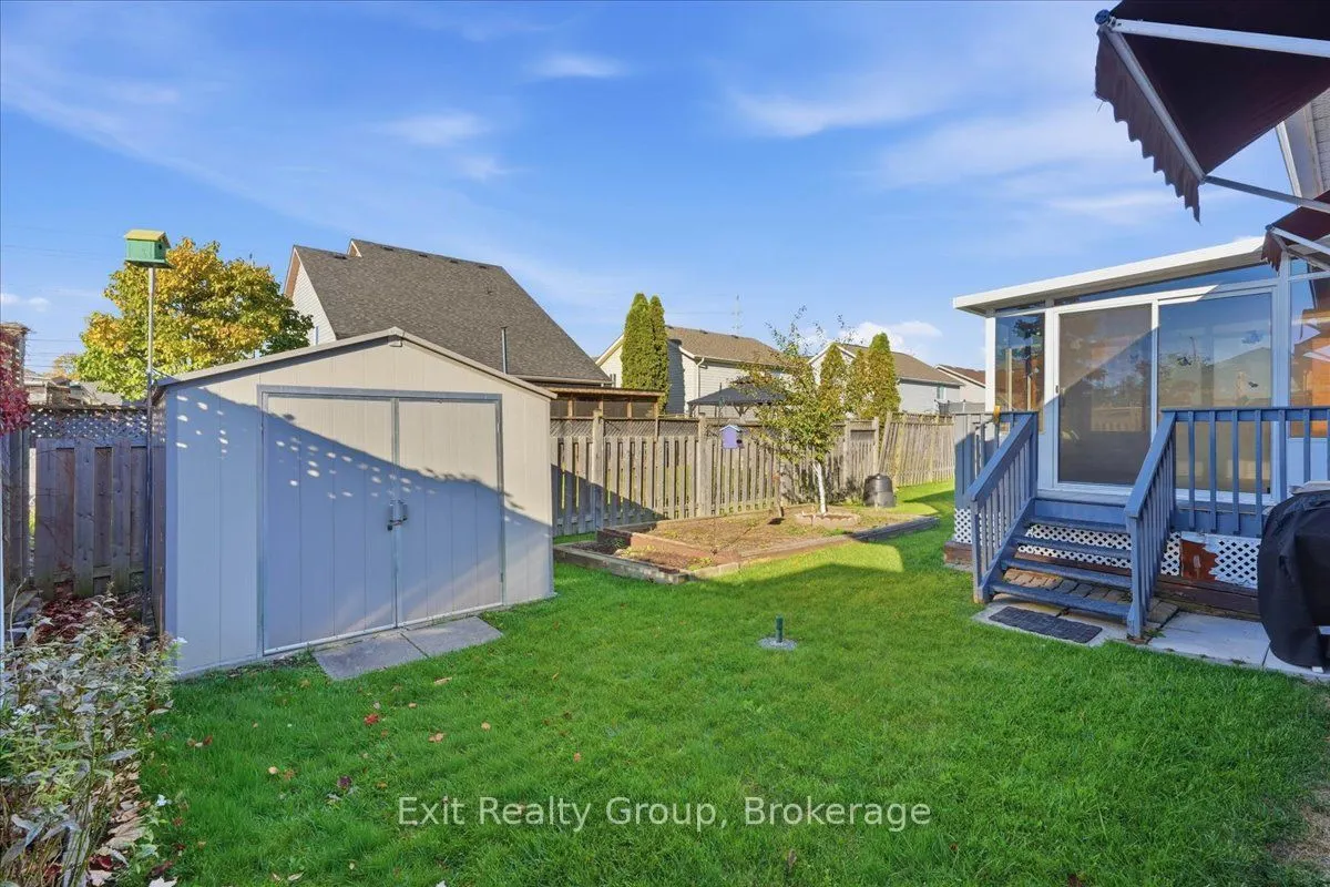 6 Hemlock Crescent