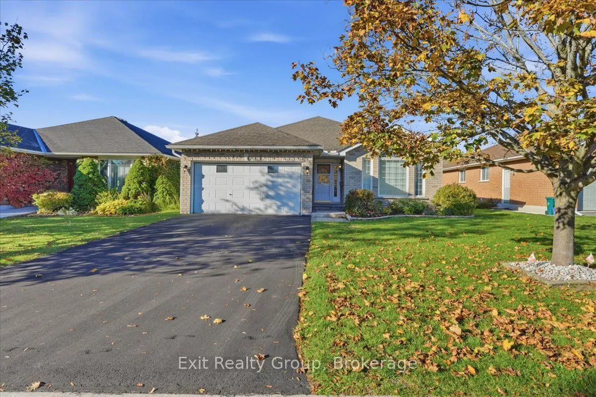 6 Hemlock Crescent