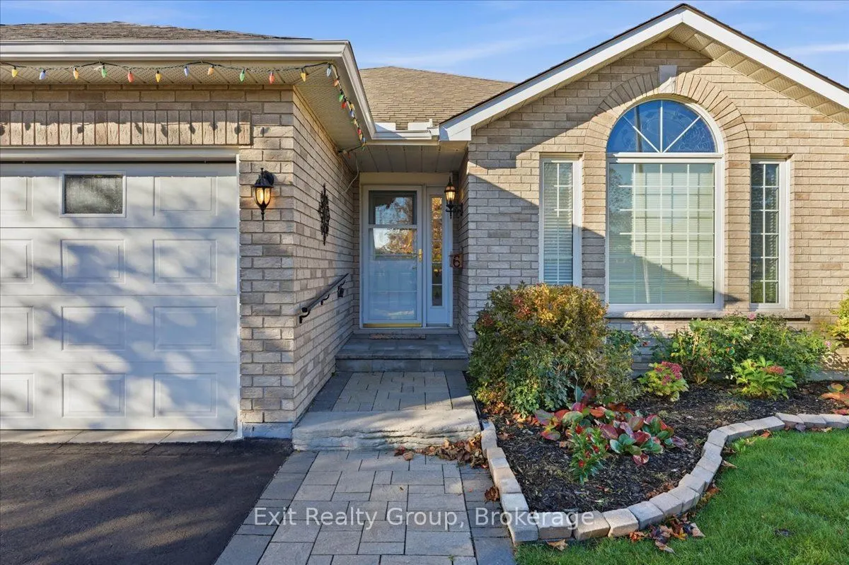 6 Hemlock Crescent