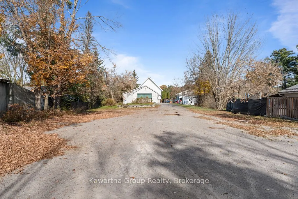 7521 35 Highway