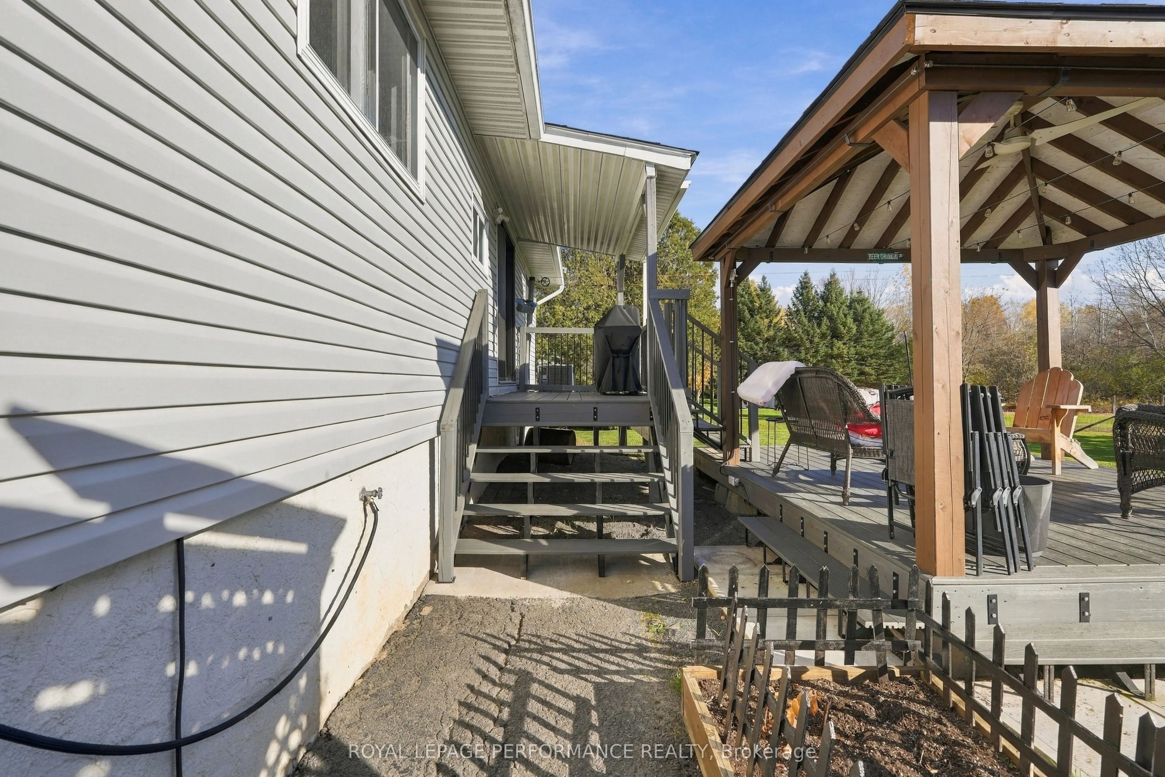 1394 Sandy Hill Road