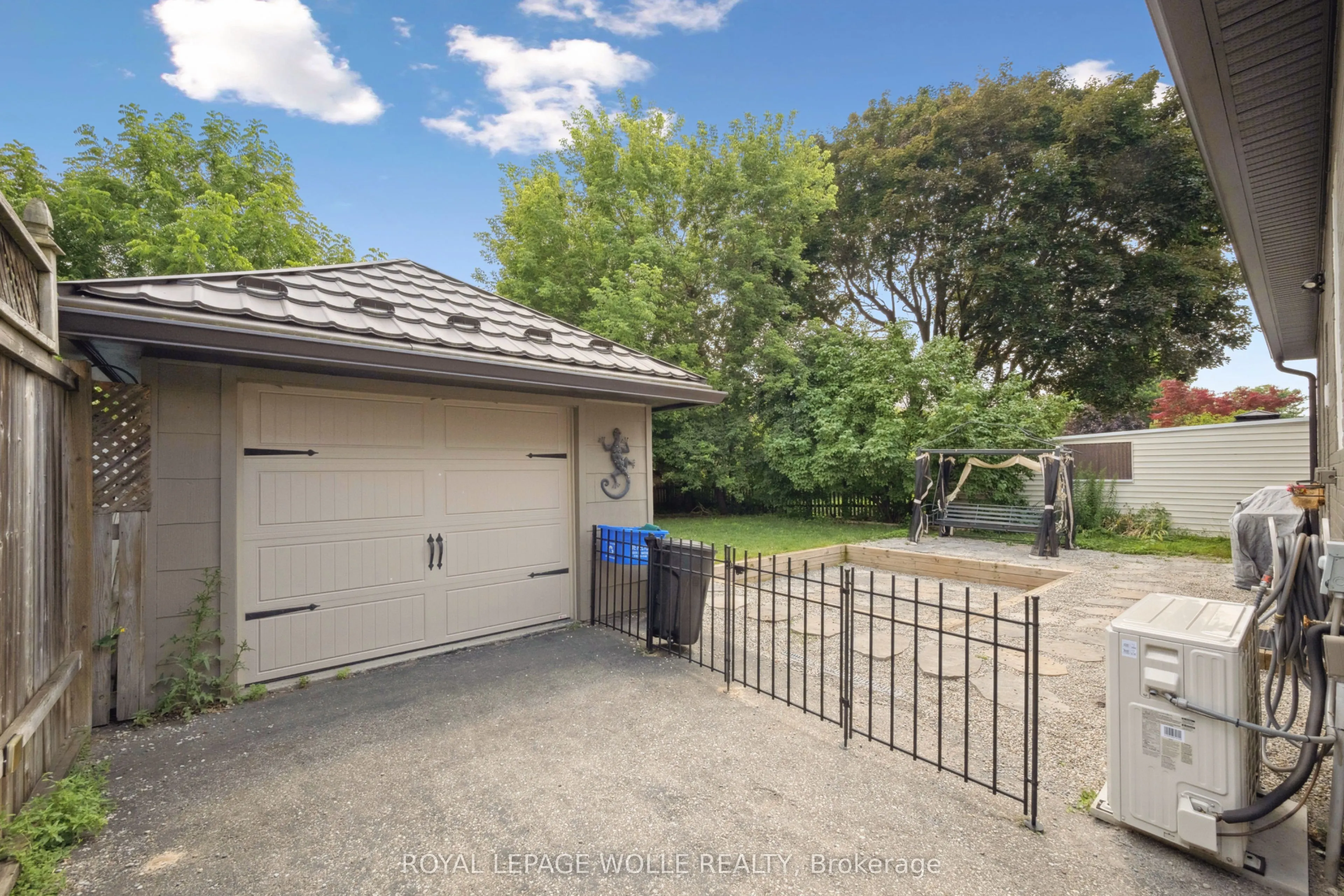 249 Blucher Street #Lower