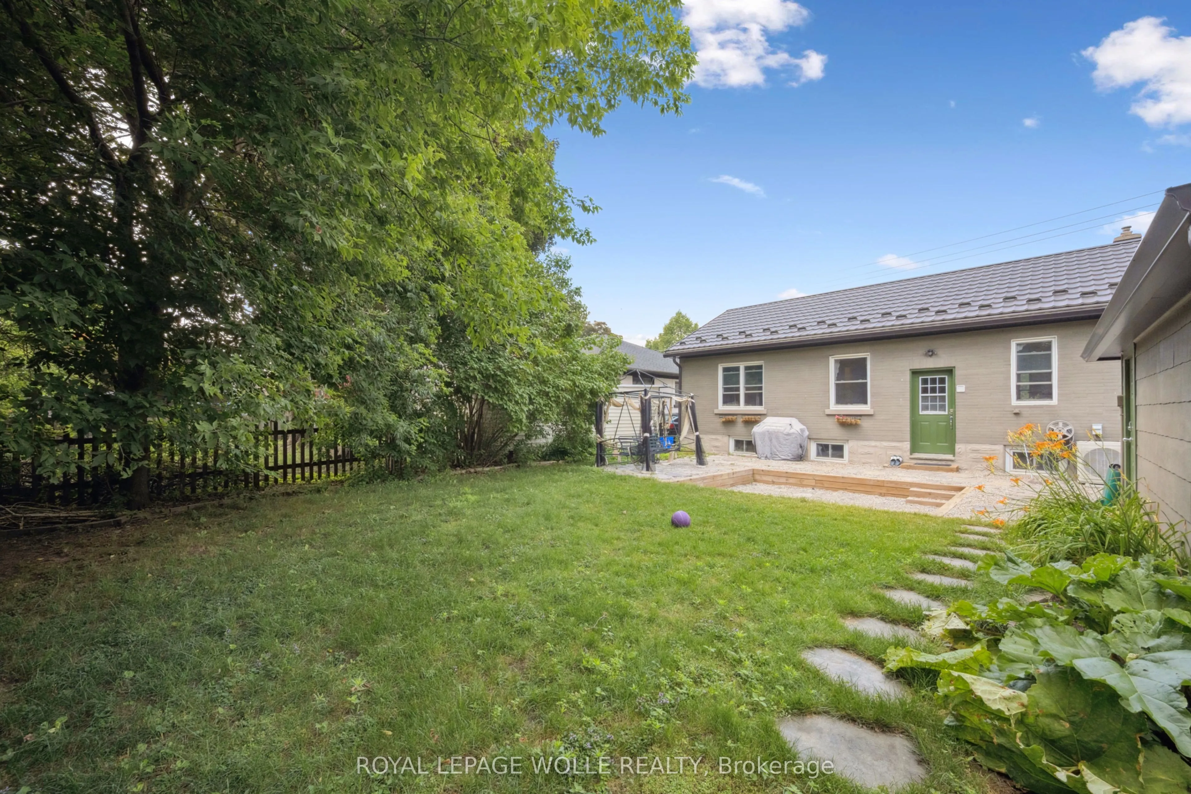 249 Blucher Street #Lower