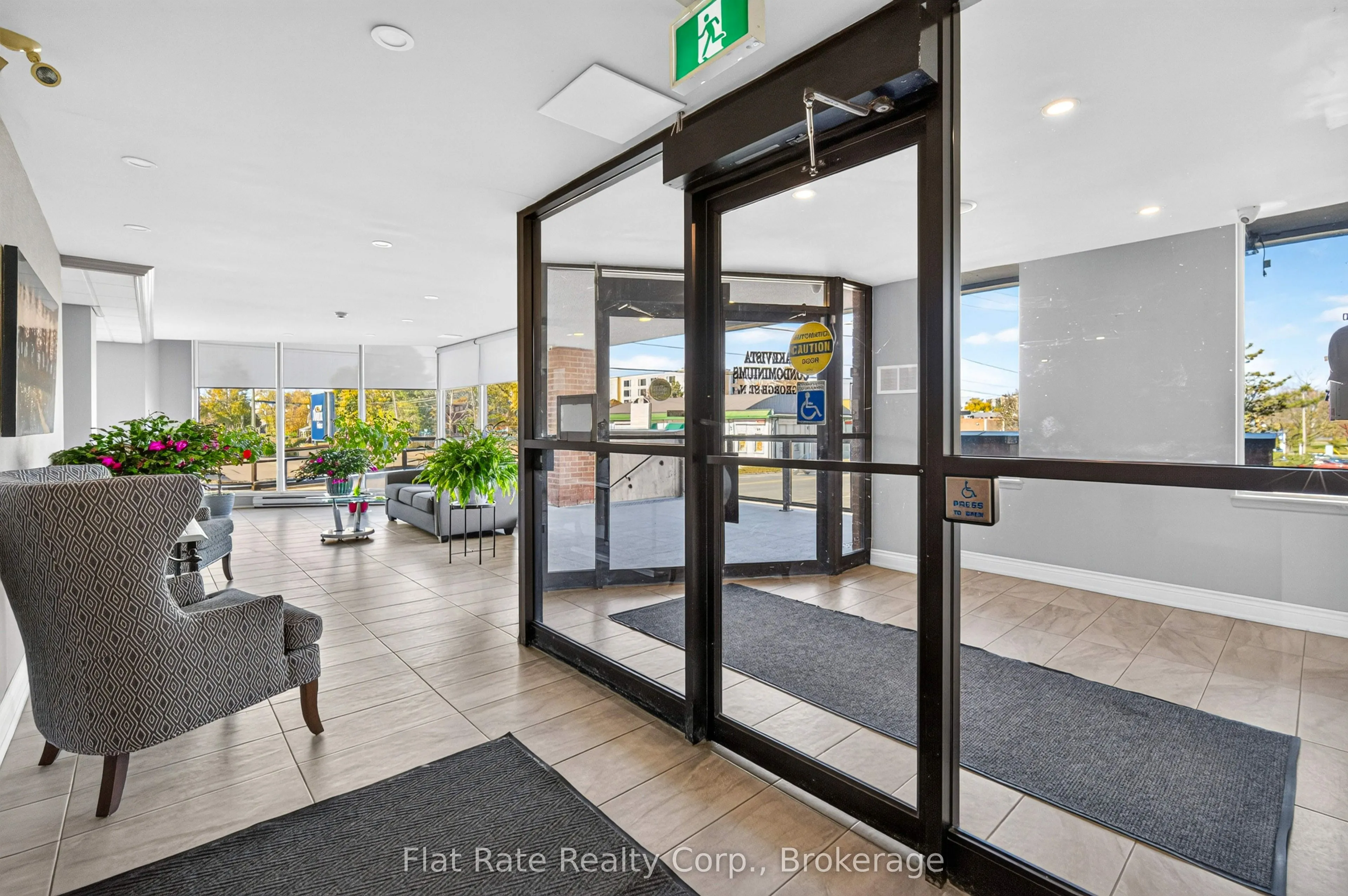2 George Street N #406