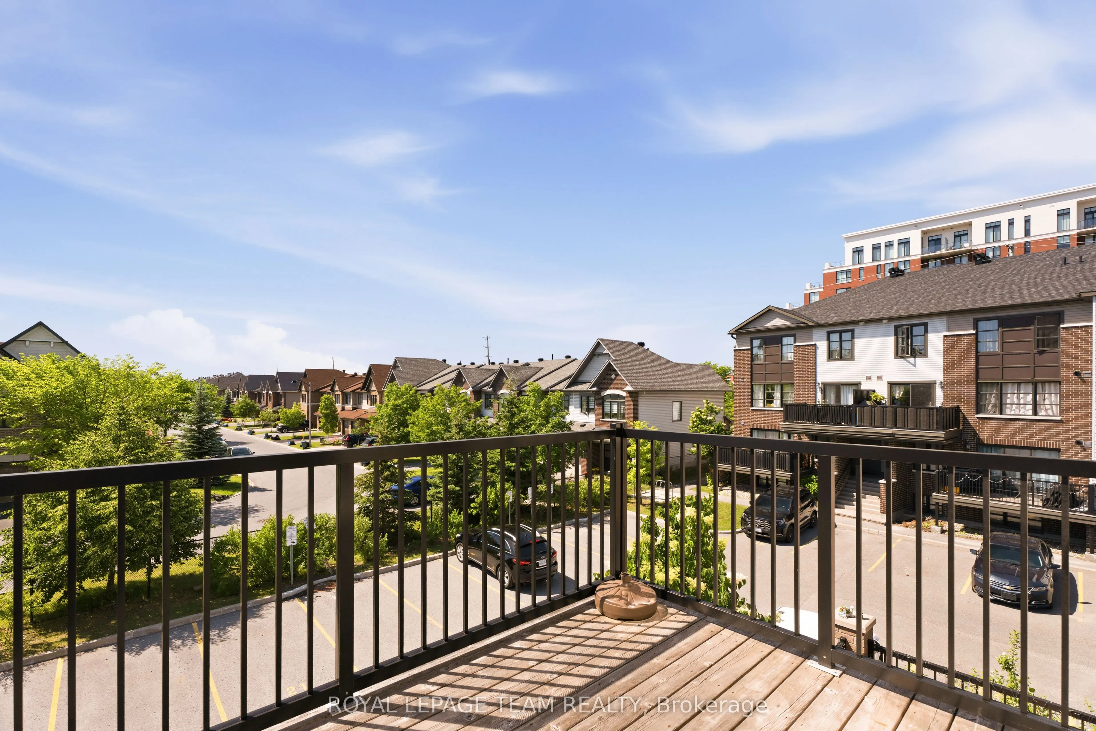 528 Clearbrook Drive #12