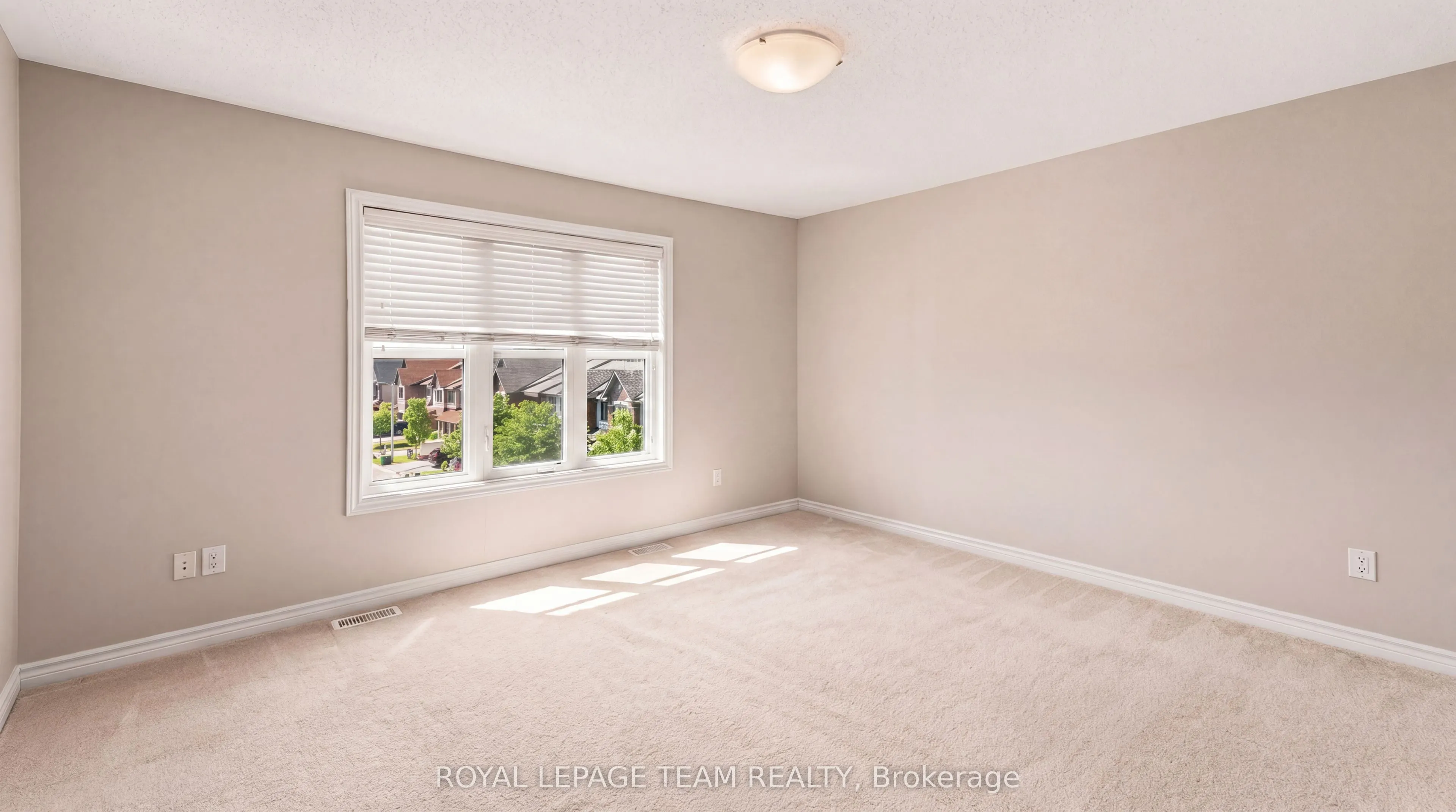 528 Clearbrook Drive #12