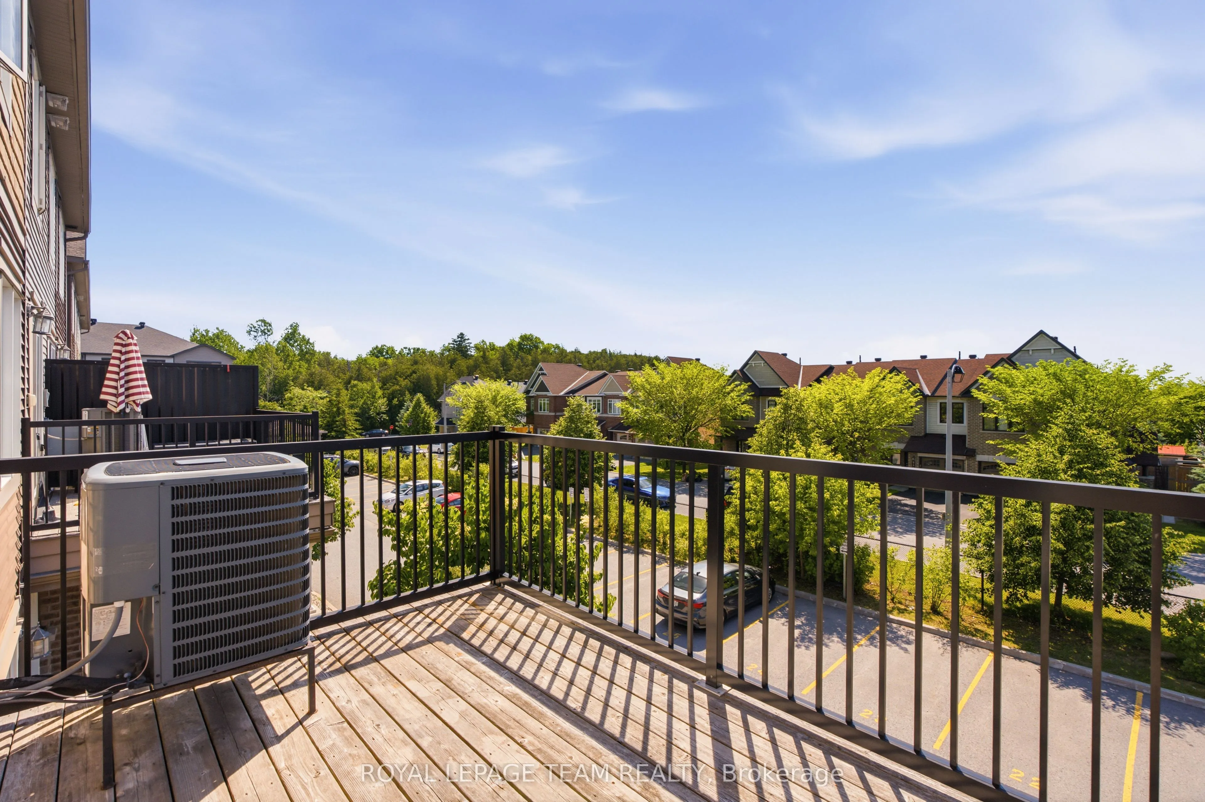 528 Clearbrook Drive #12