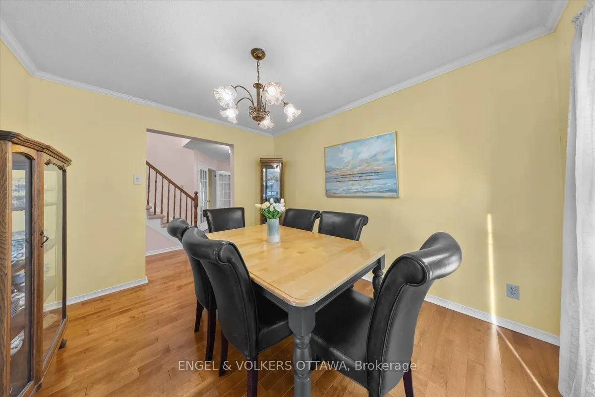 1678 Des Perdrix Crescent