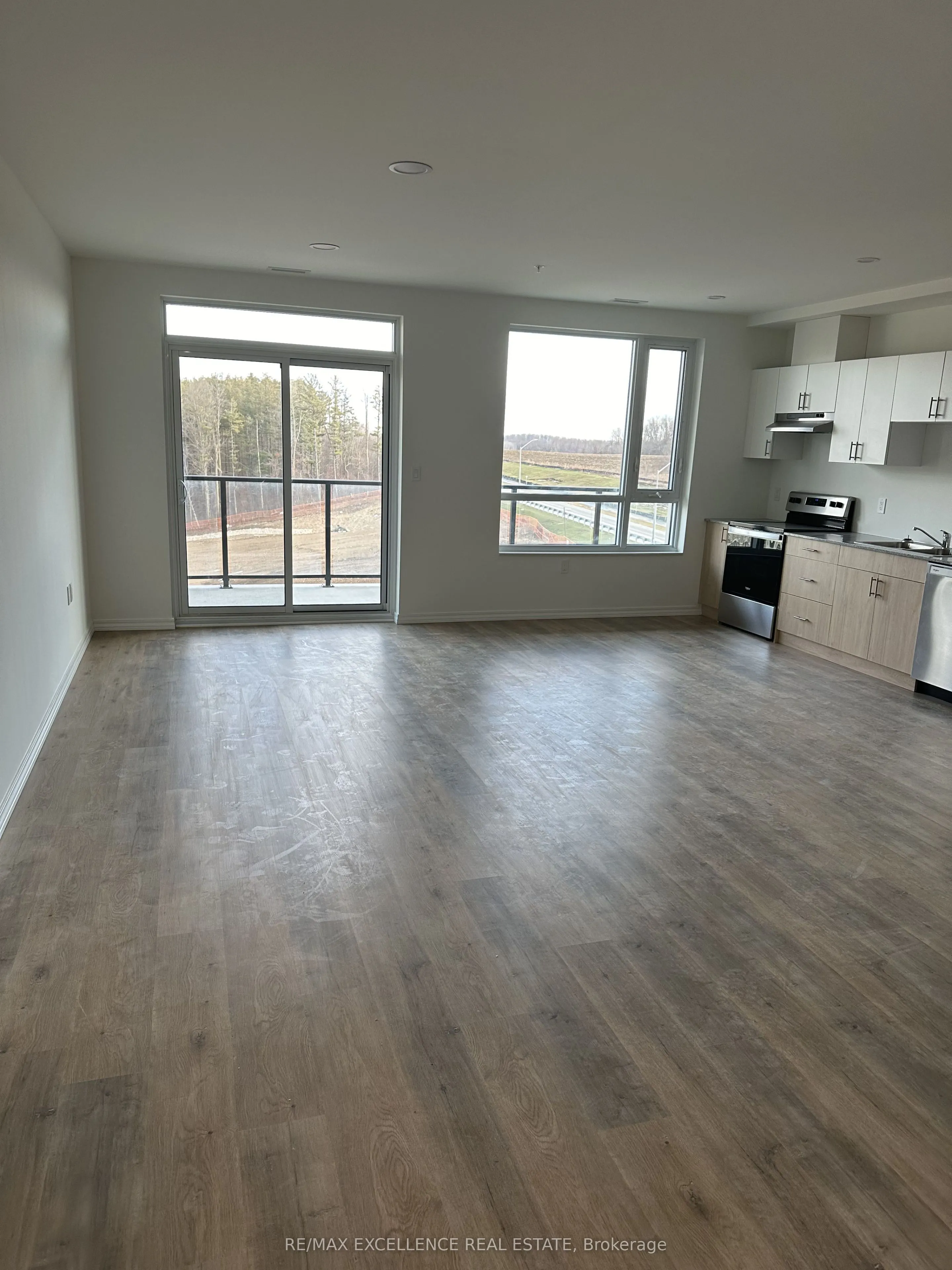 1098 Paisley Road #708A