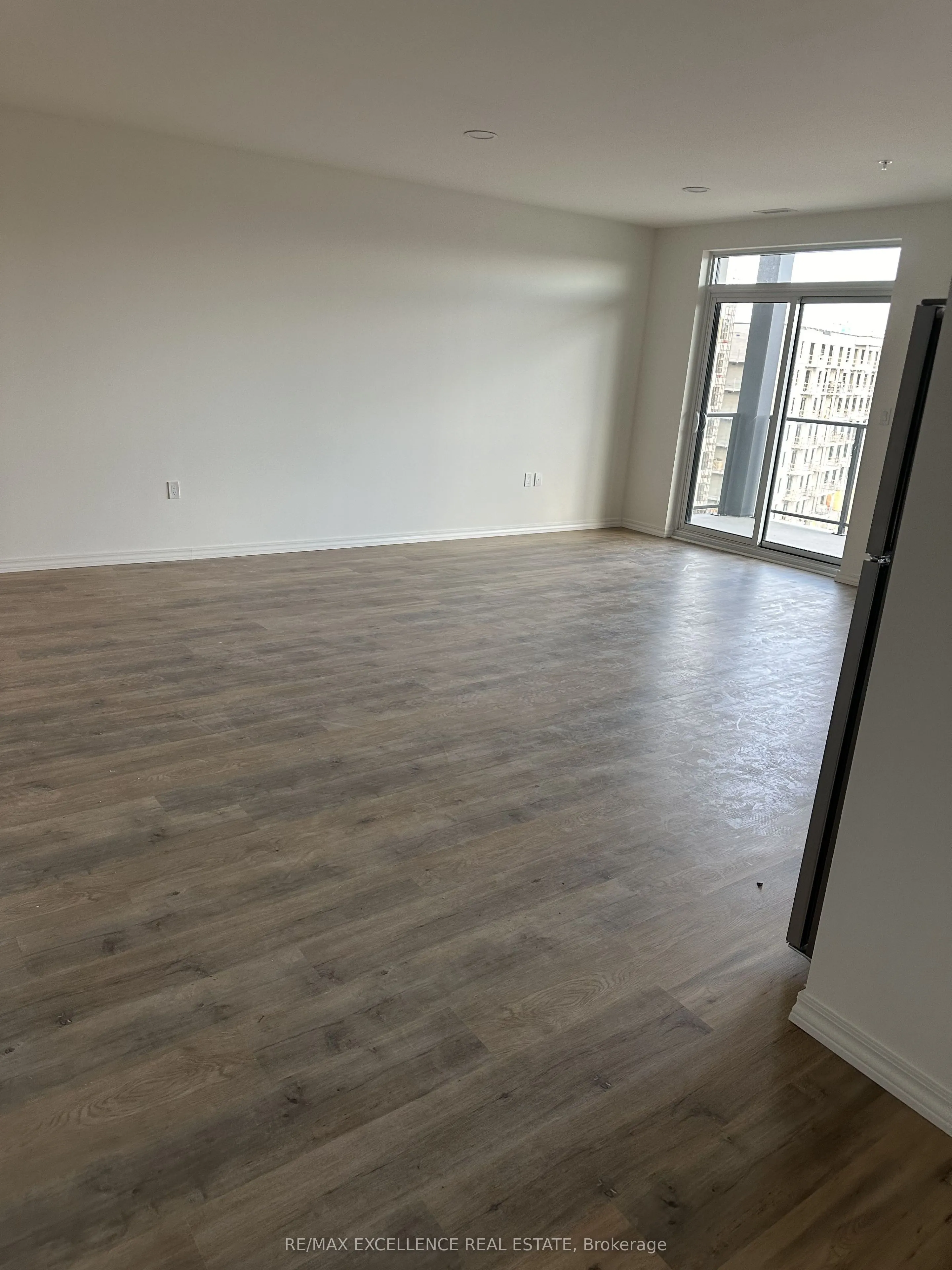 1098 Paisley Road #708A