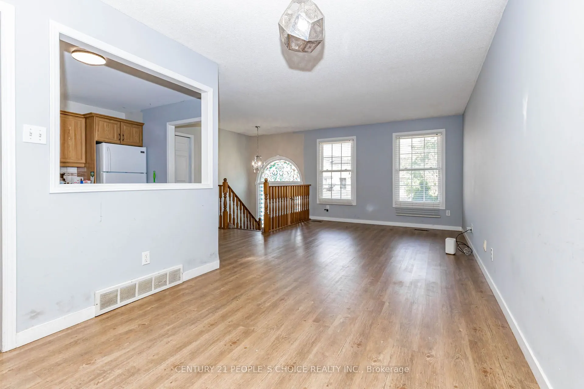 29 Julia Court #Main Floor