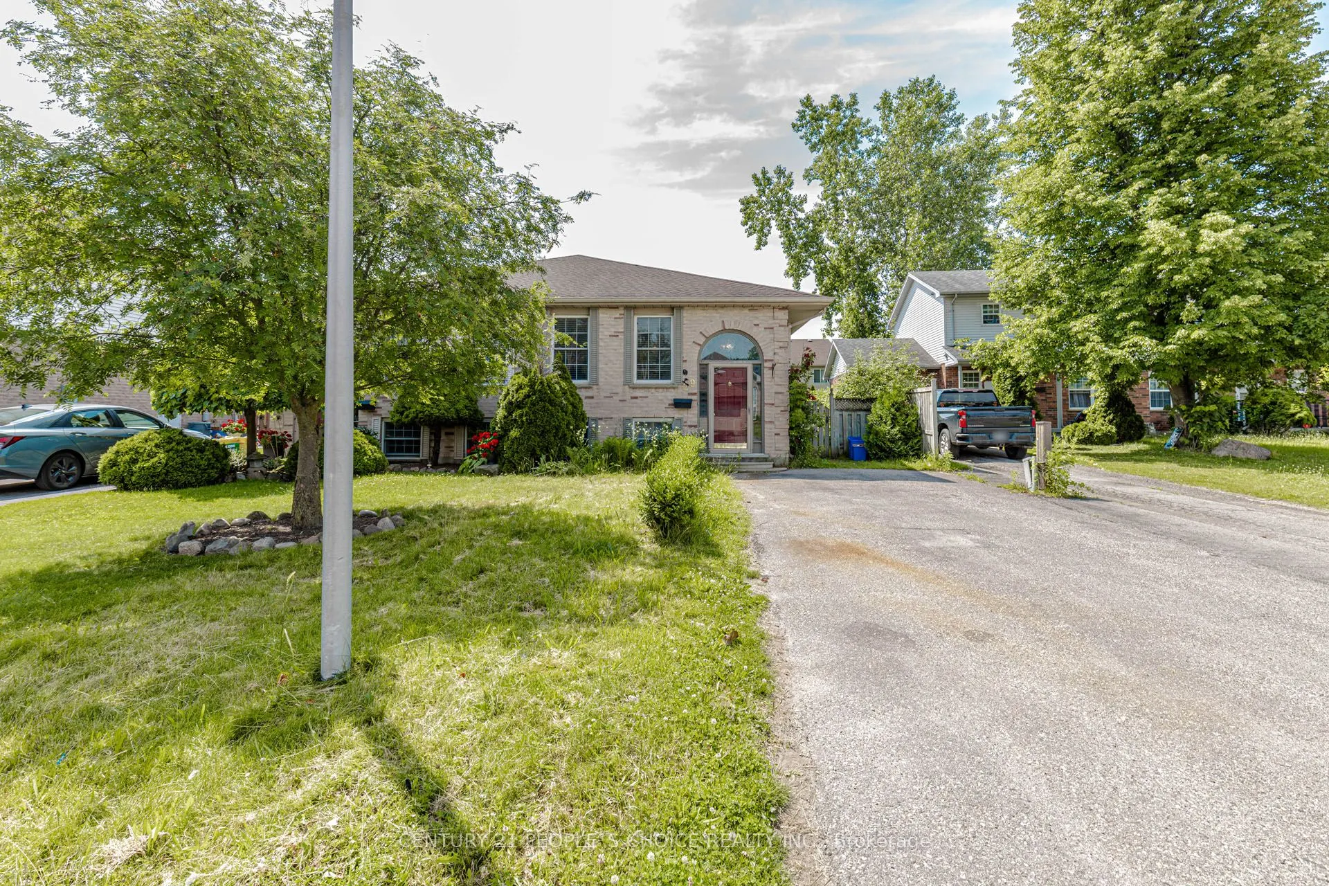 29 Julia Court #Main Floor