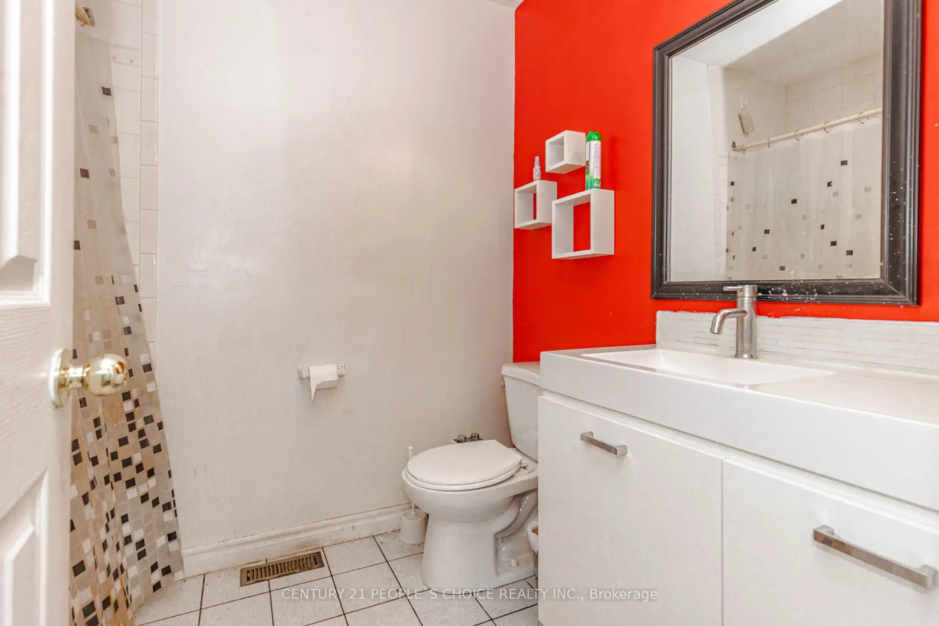 29 Julia Court #Main Floor