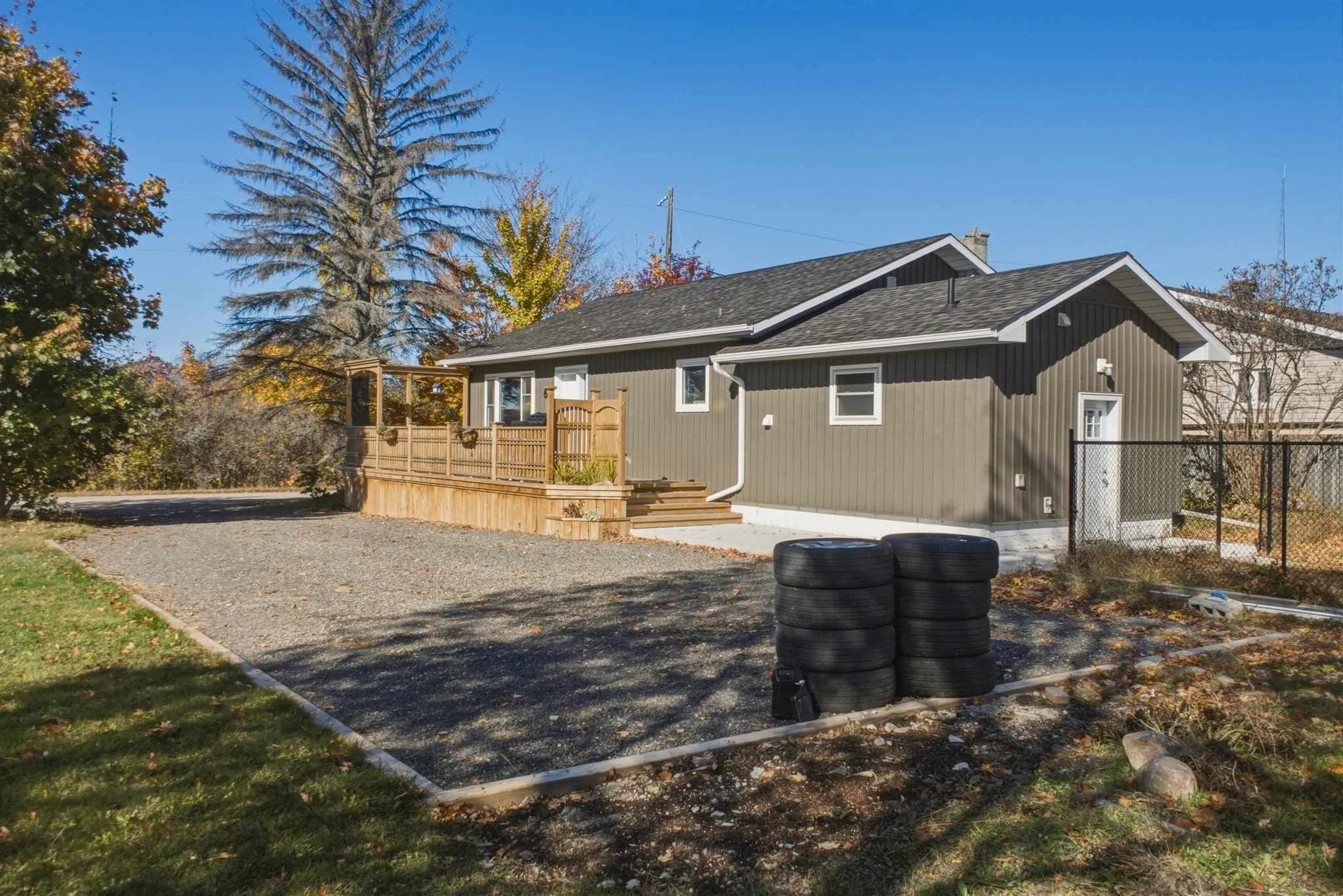 6 Victoria Avenue