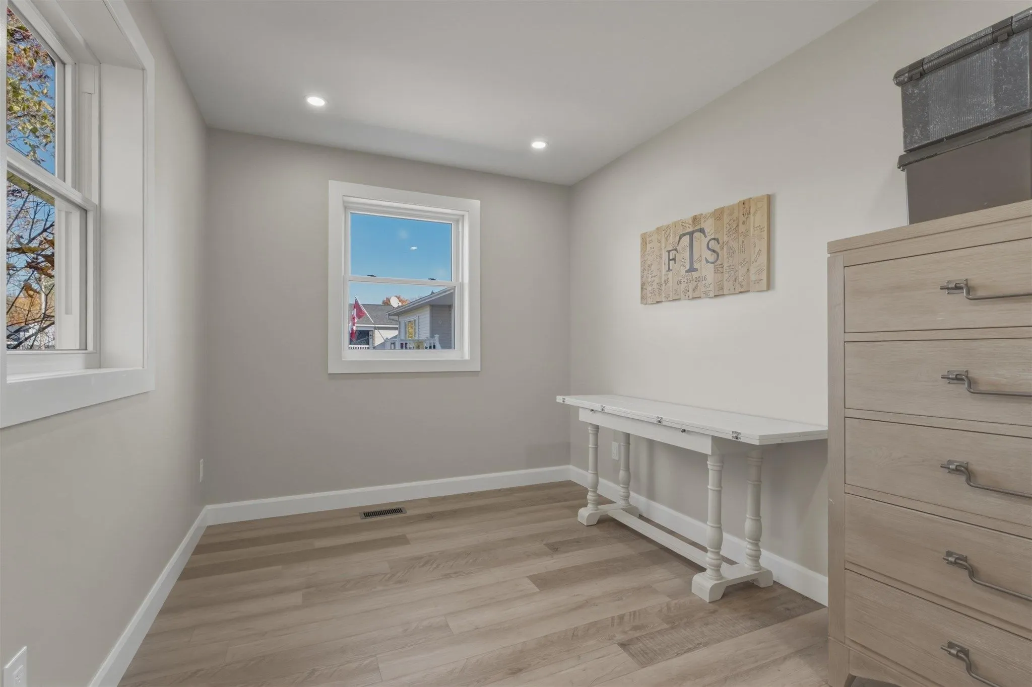 6 Victoria Avenue