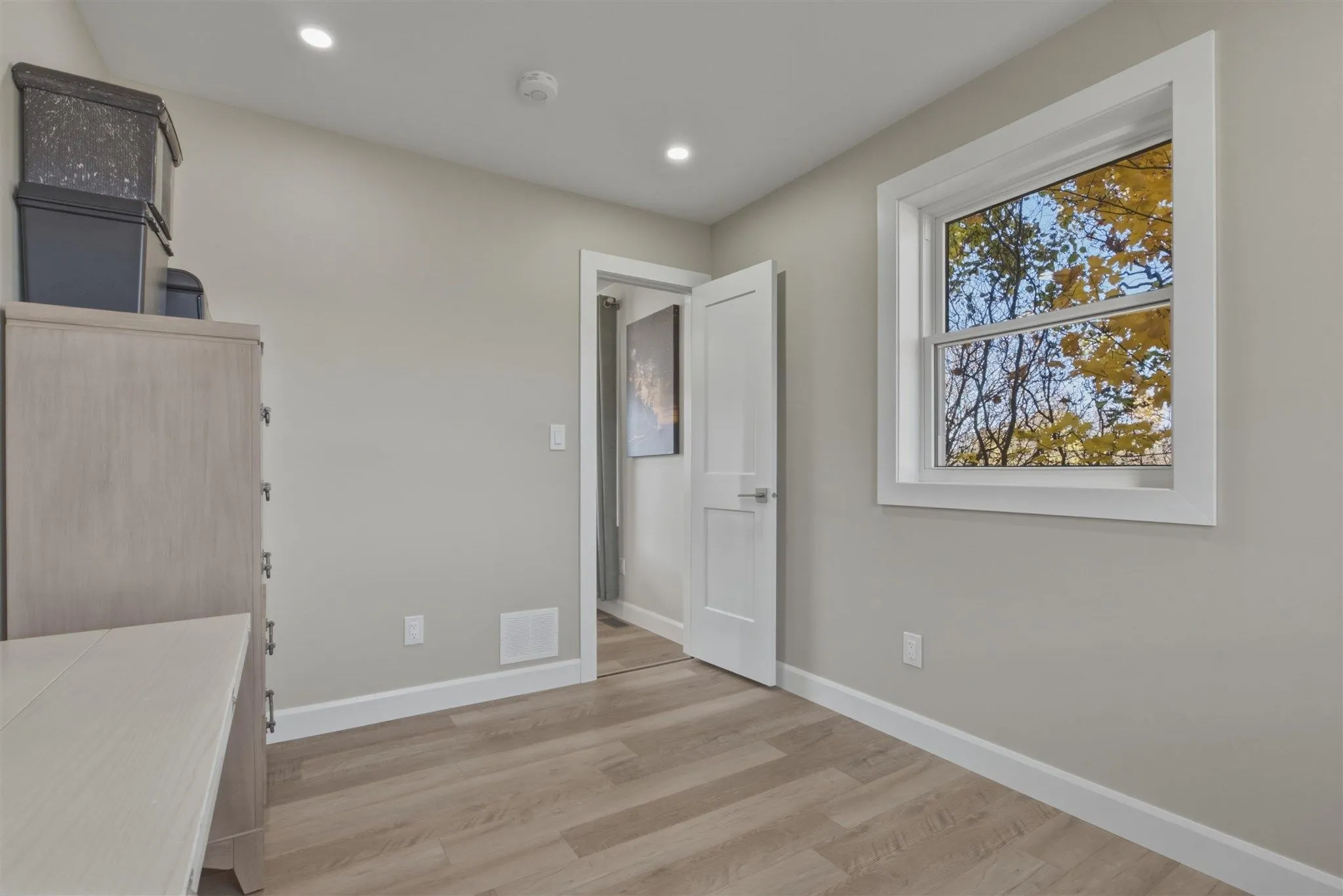 6 Victoria Avenue