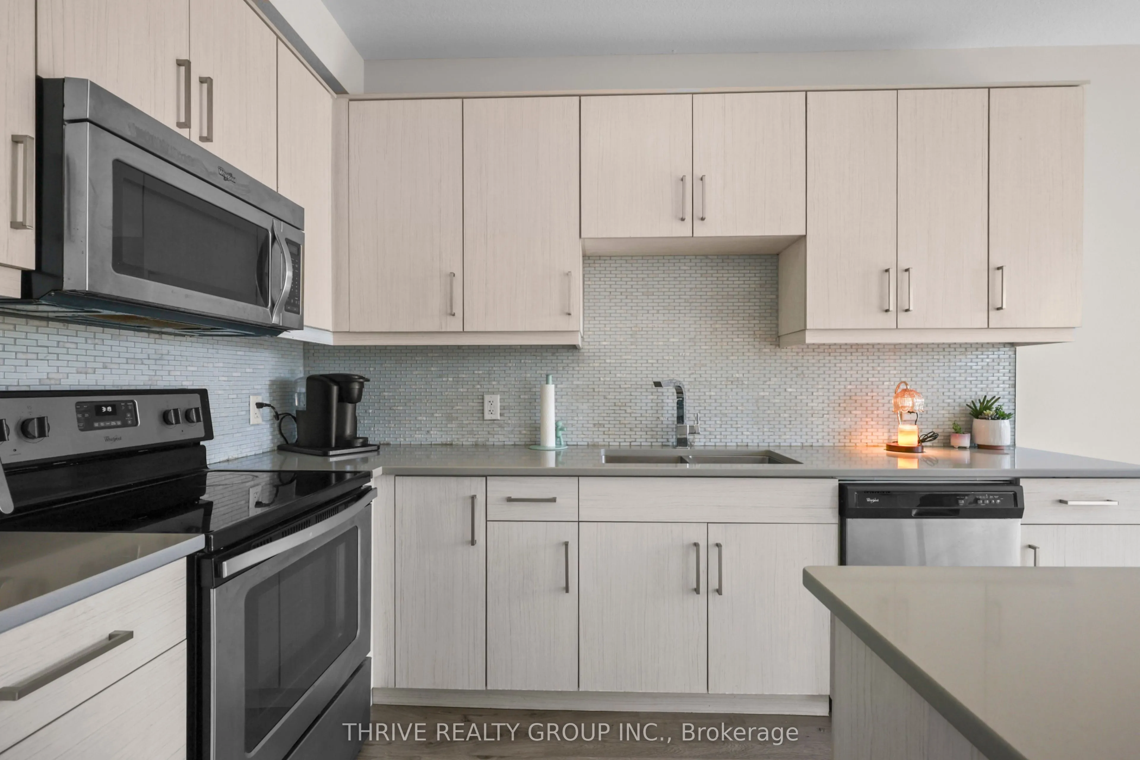 981 West Village Square