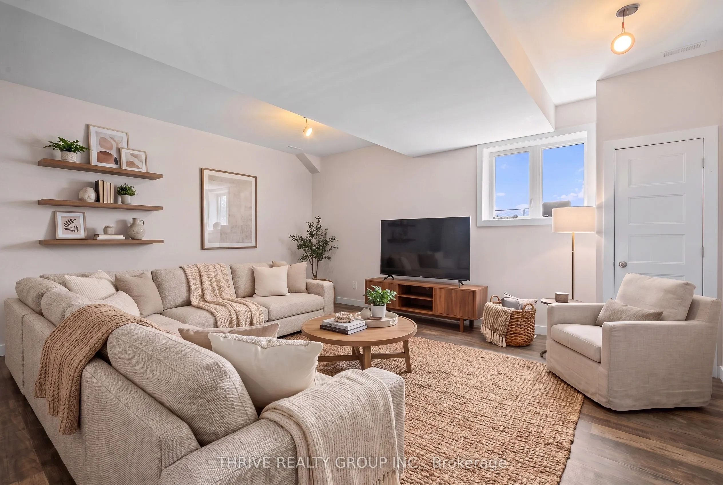 981 West Village Square