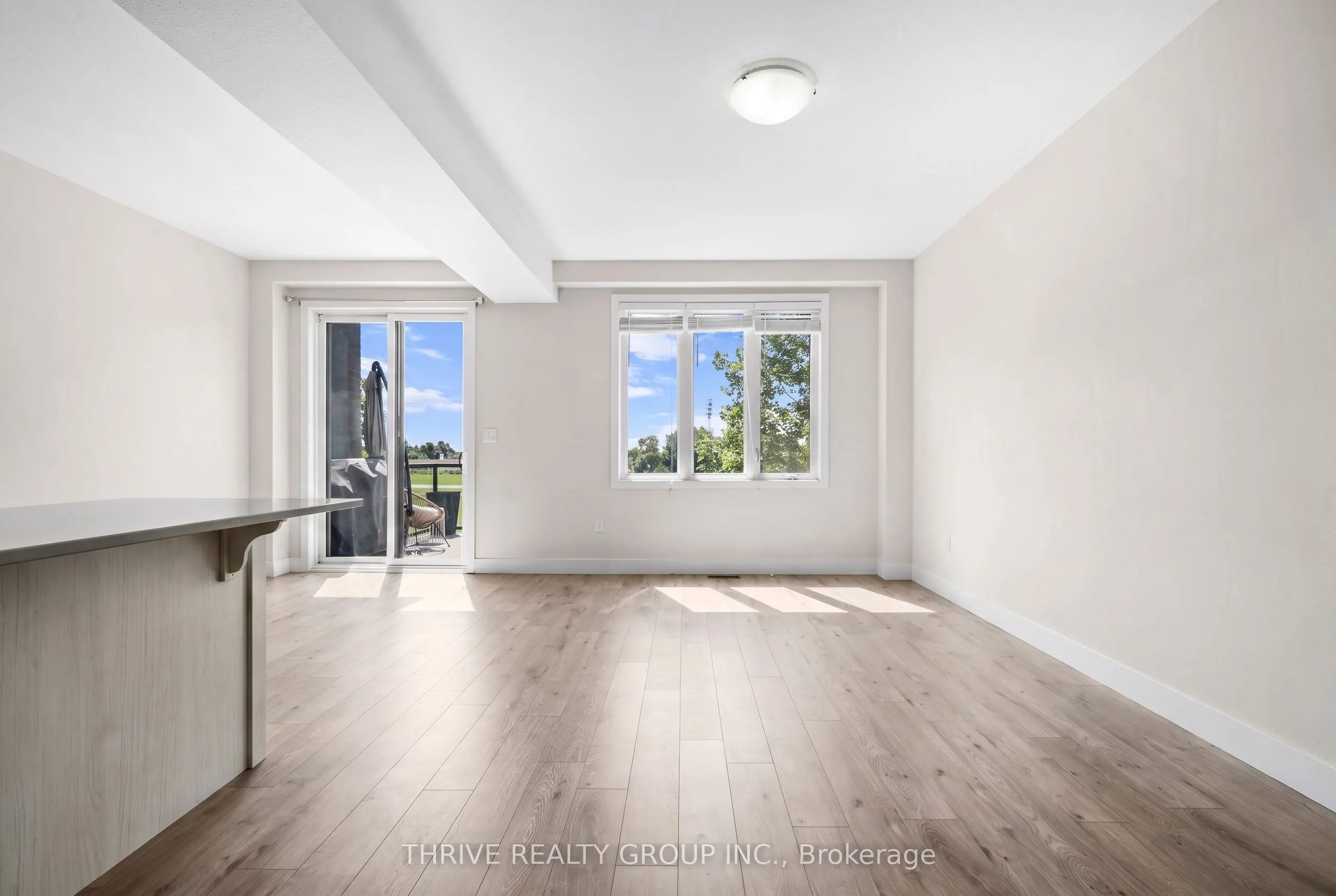 981 West Village Square