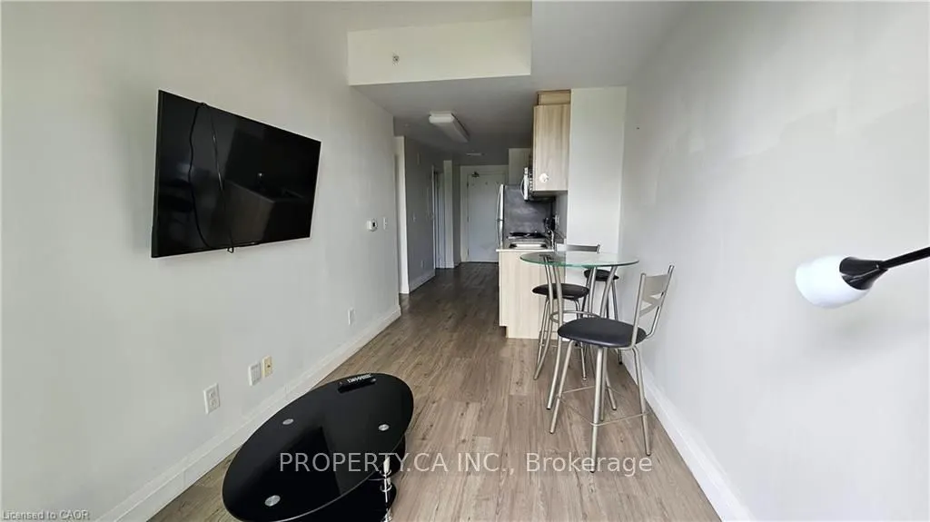158 King Street N #502