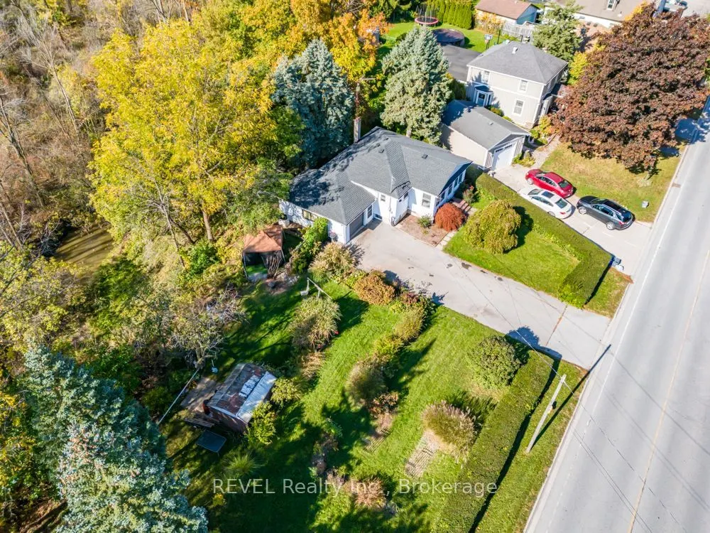 1582 Creek Road
