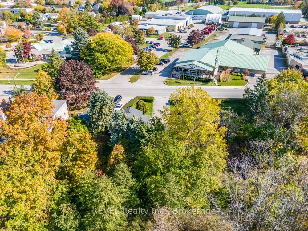 1582 Creek Road