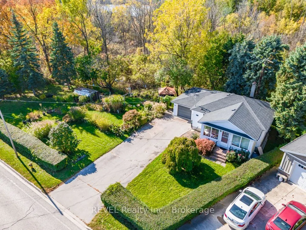 1582 Creek Road