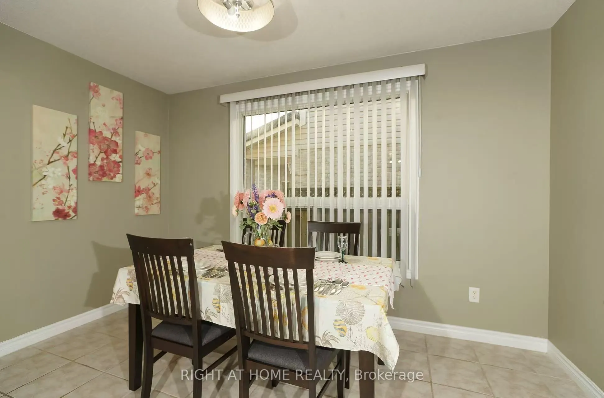 1422 Mickleborough Drive