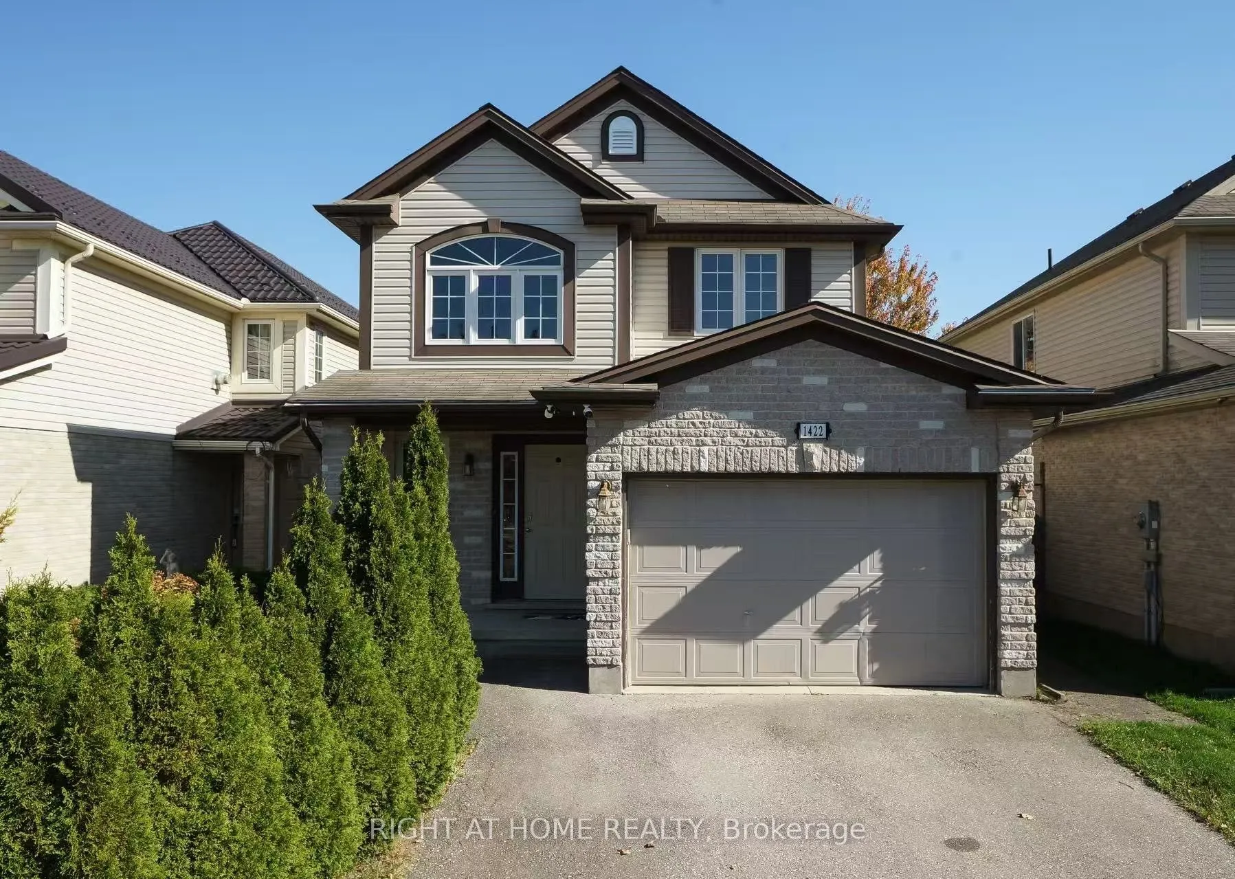 1422 Mickleborough Drive