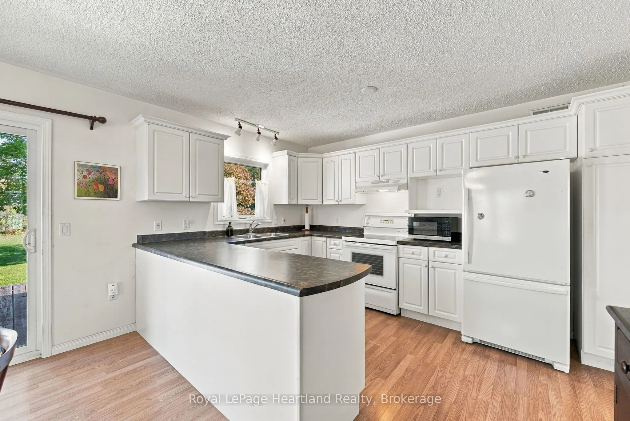 30 Ann Street #28
