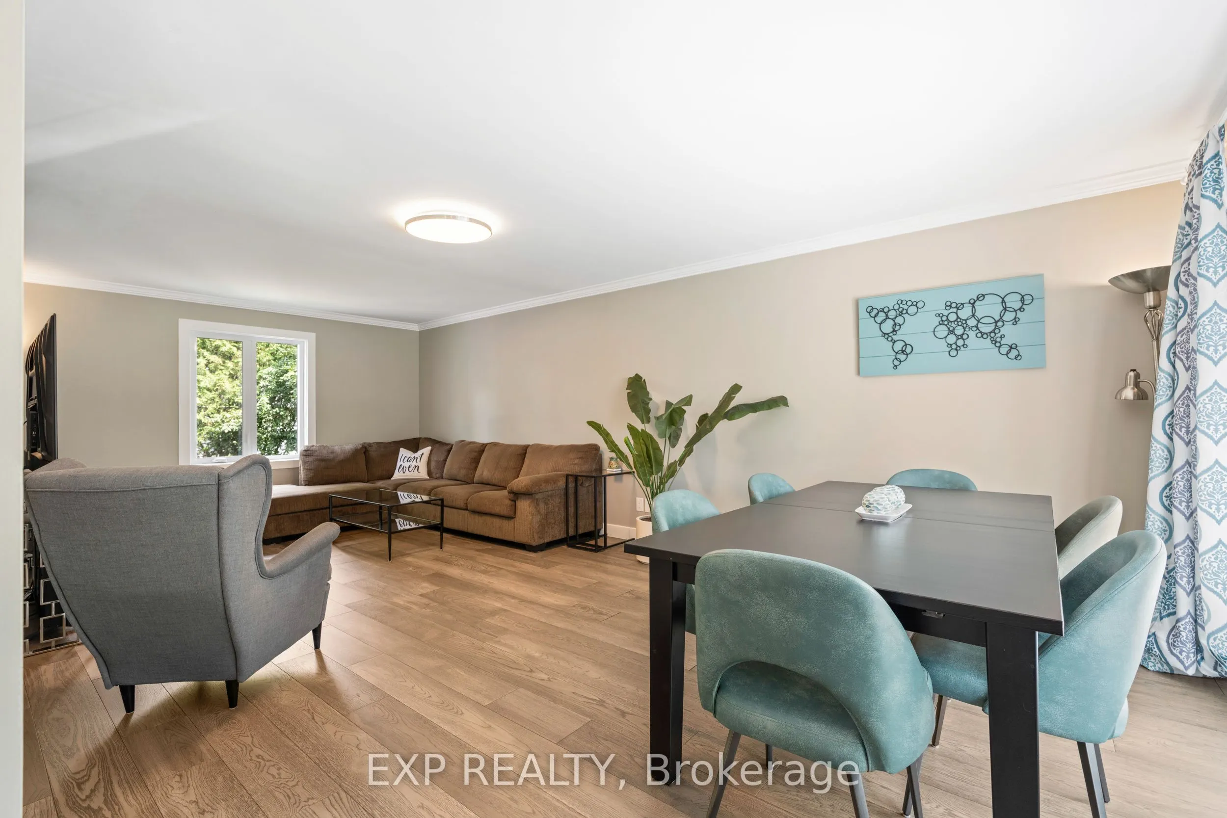 11 Roberta Crescent