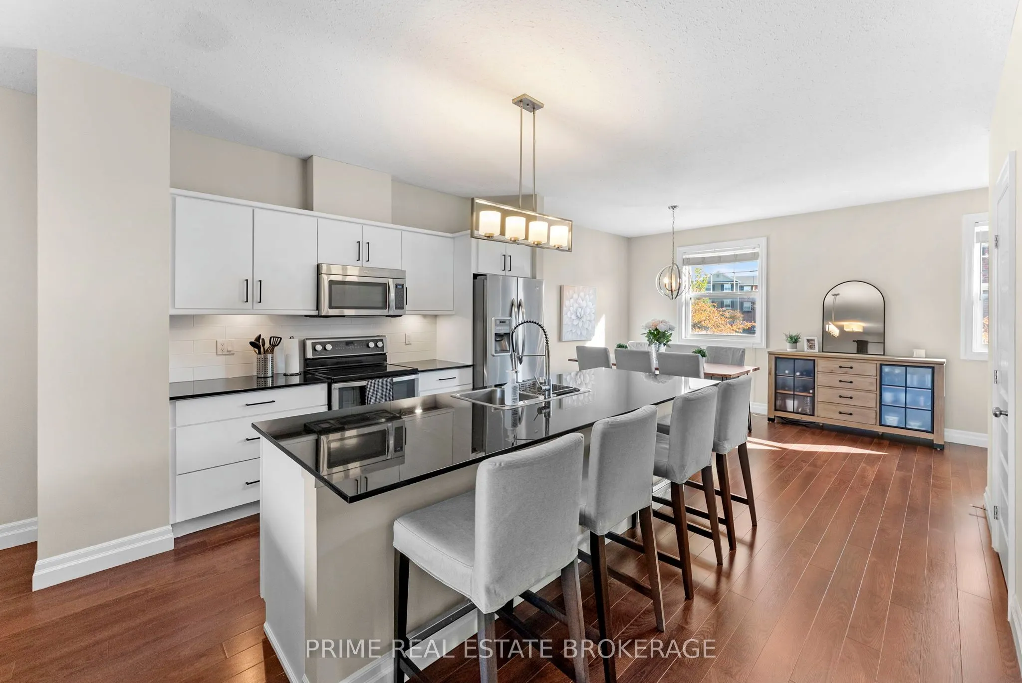 1850 Beaverbrook Avenue #4