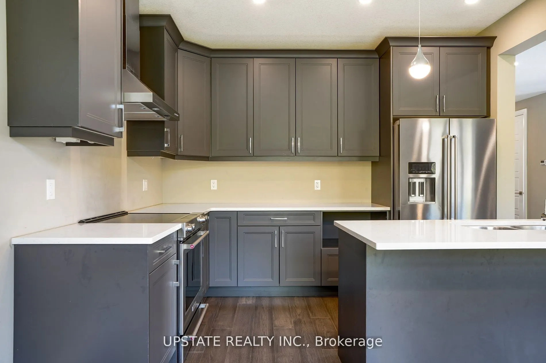 2694 Bobolink Lane