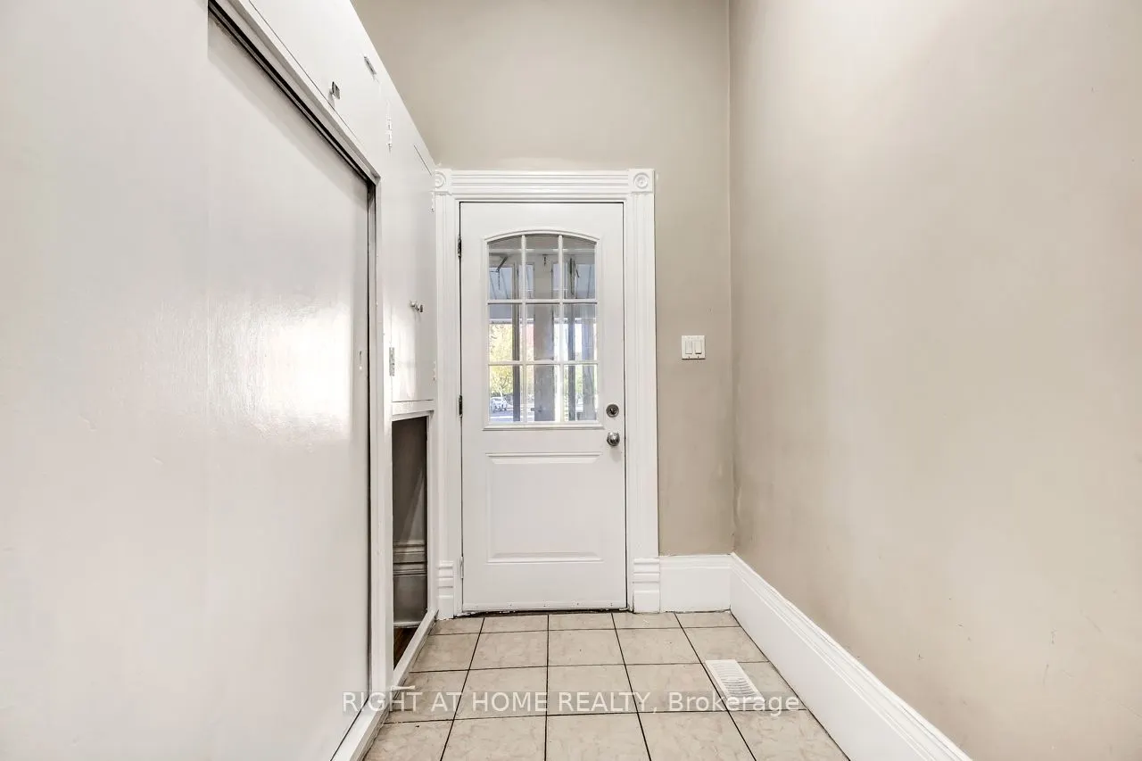 106 High Street #1